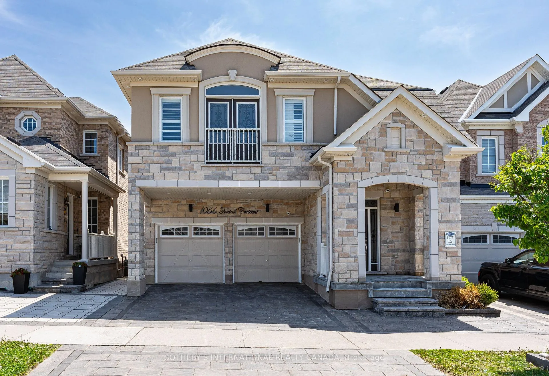 Photo 1 of 1056 Foxtail Crescent, Pickering, Rural Pickering — HOMEH
