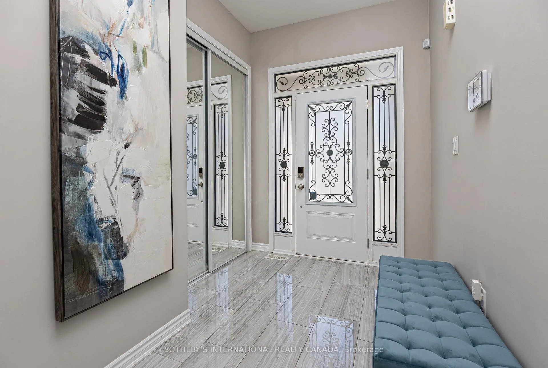Photo 3 of 1056 Foxtail Crescent, Pickering, Rural Pickering — HOMEH
