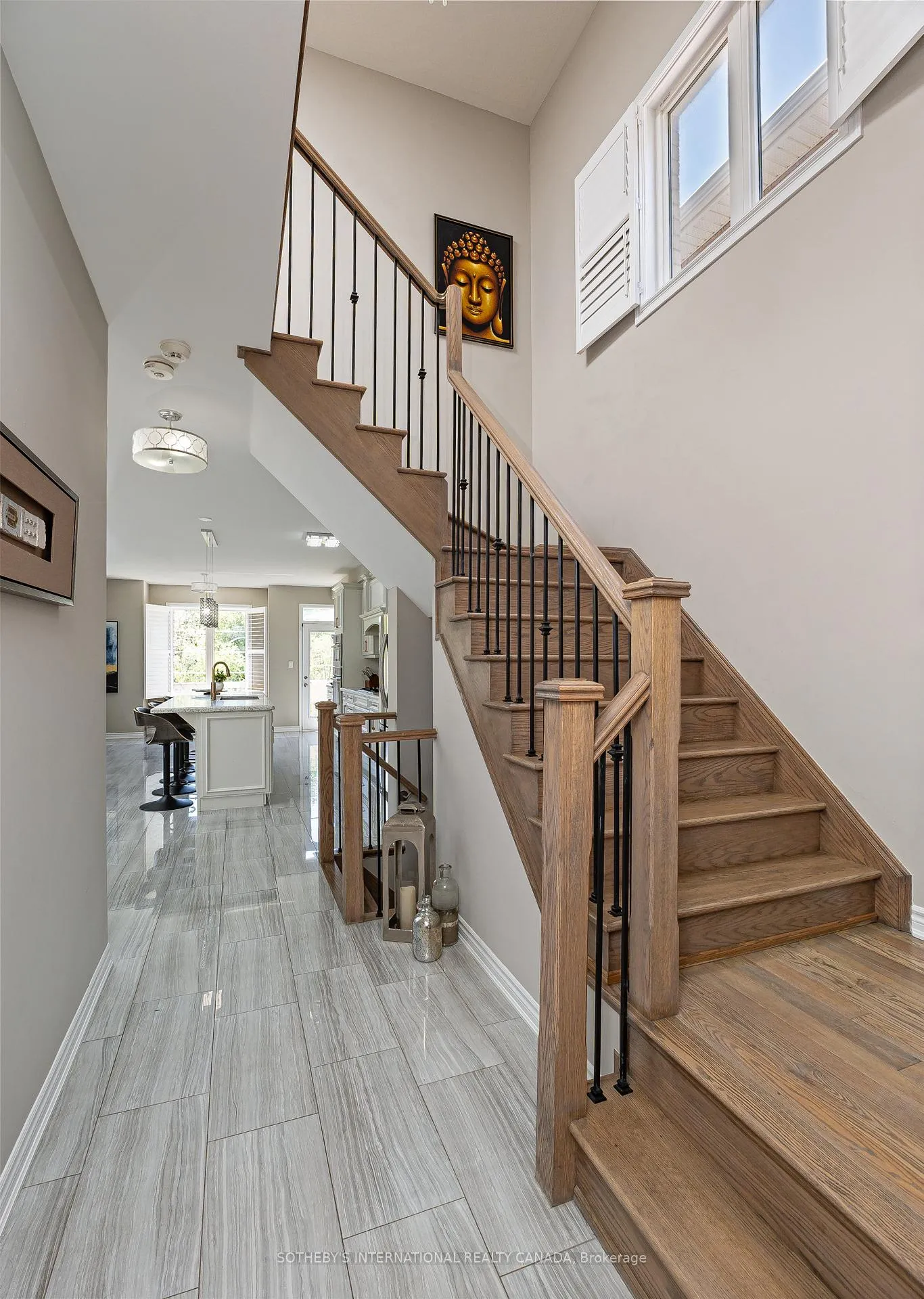 Photo 5 of 1056 Foxtail Crescent, Pickering, Rural Pickering — HOMEH