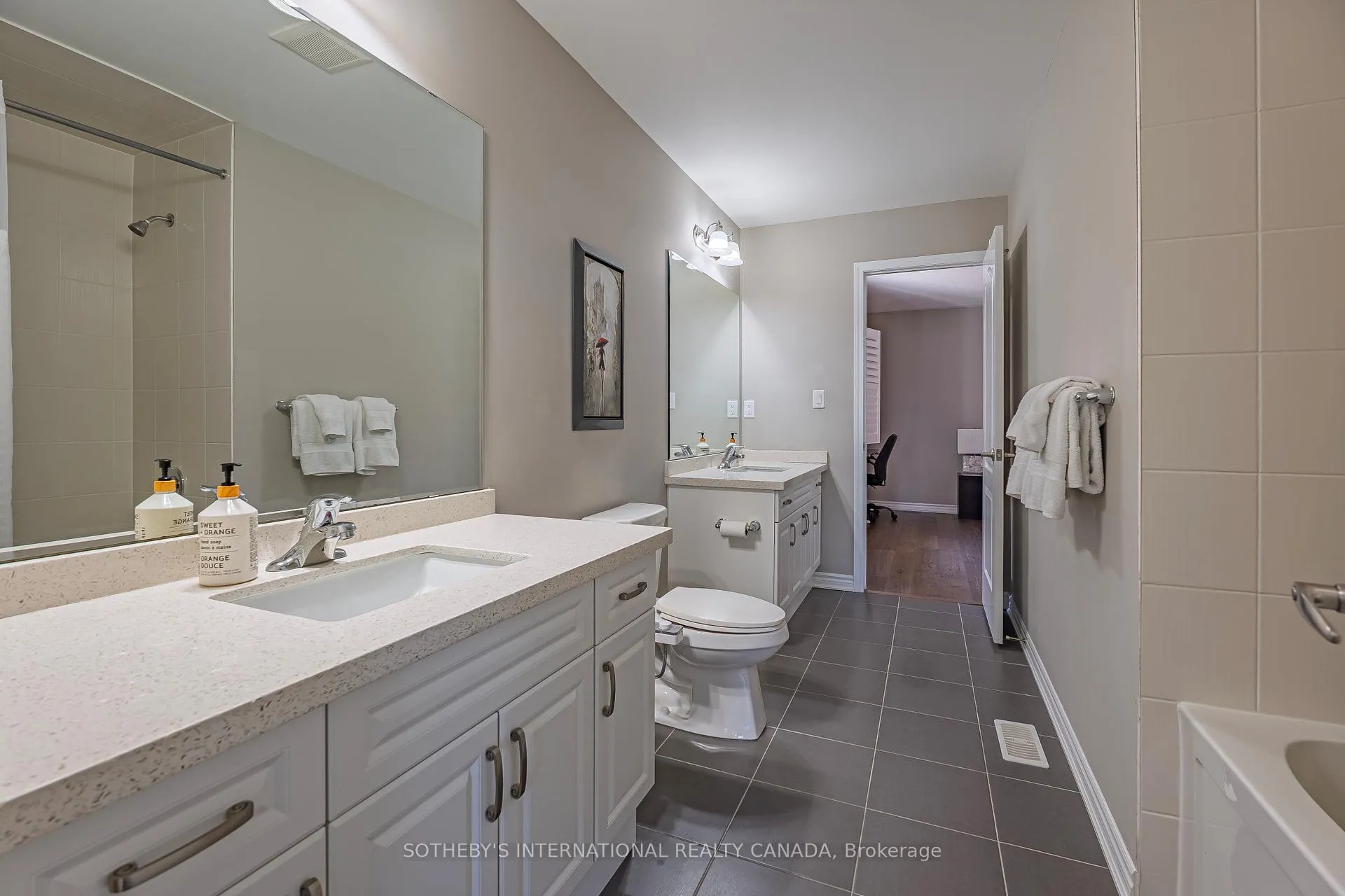 Photo 25 of 1056 Foxtail Crescent, Pickering, Rural Pickering — HOMEH