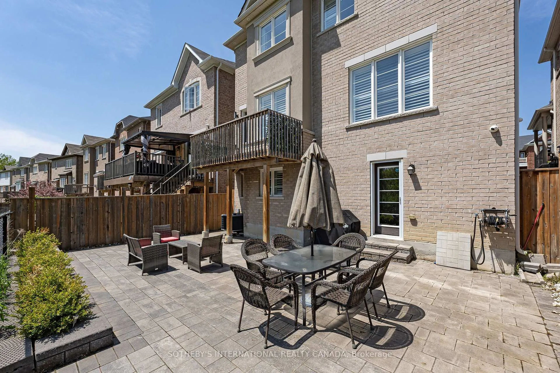 Photo 41 of 1056 Foxtail Crescent, Pickering, Rural Pickering — HOMEH