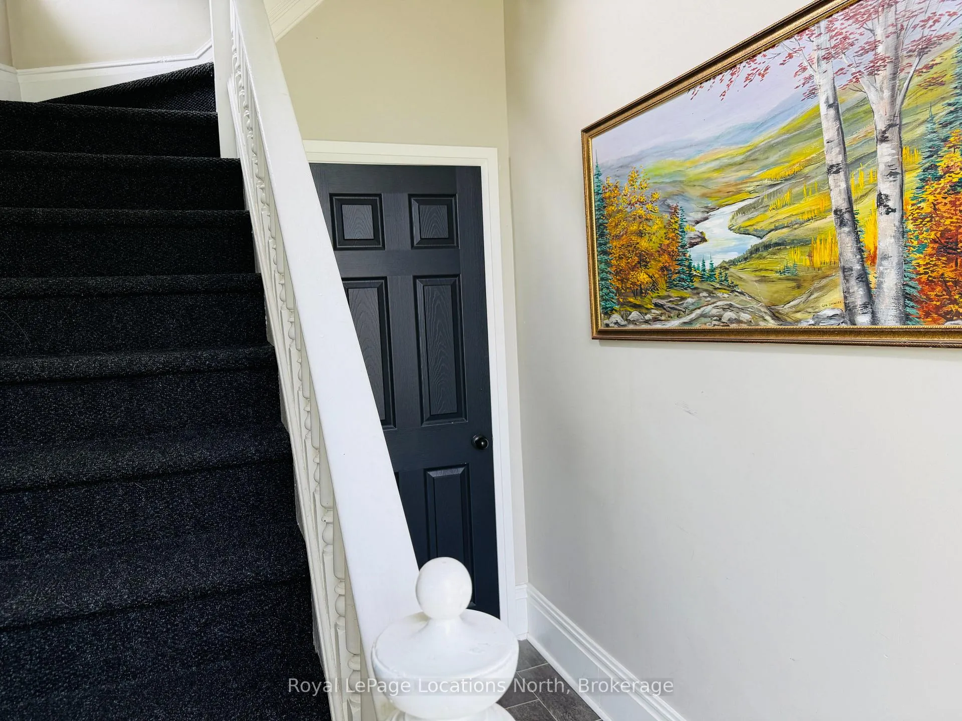 Photo 4 of Unit Unit B, 154 Hickory Street, Collingwood — HOMEH