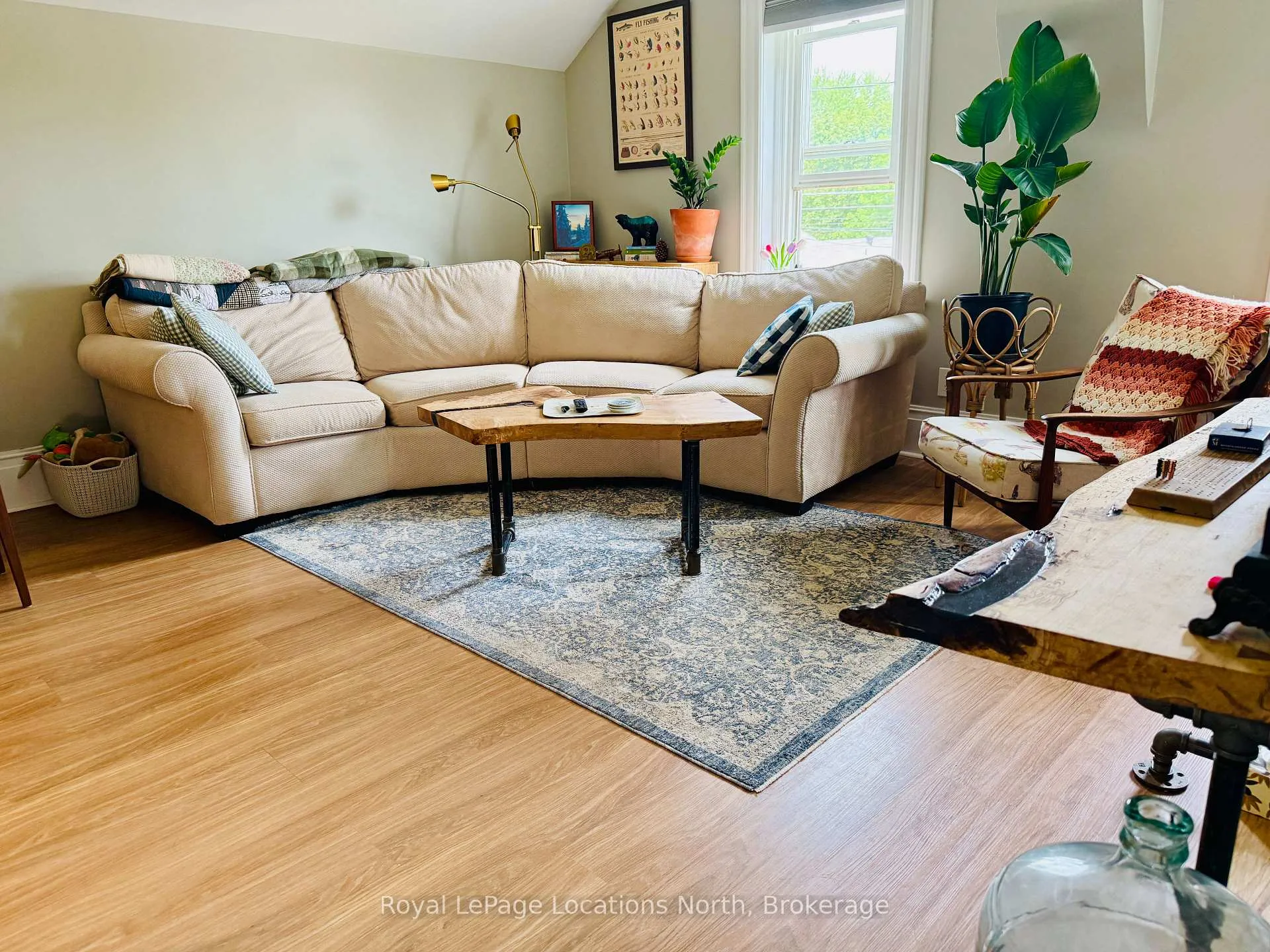 Photo 5 of Unit Unit B, 154 Hickory Street, Collingwood — HOMEH
