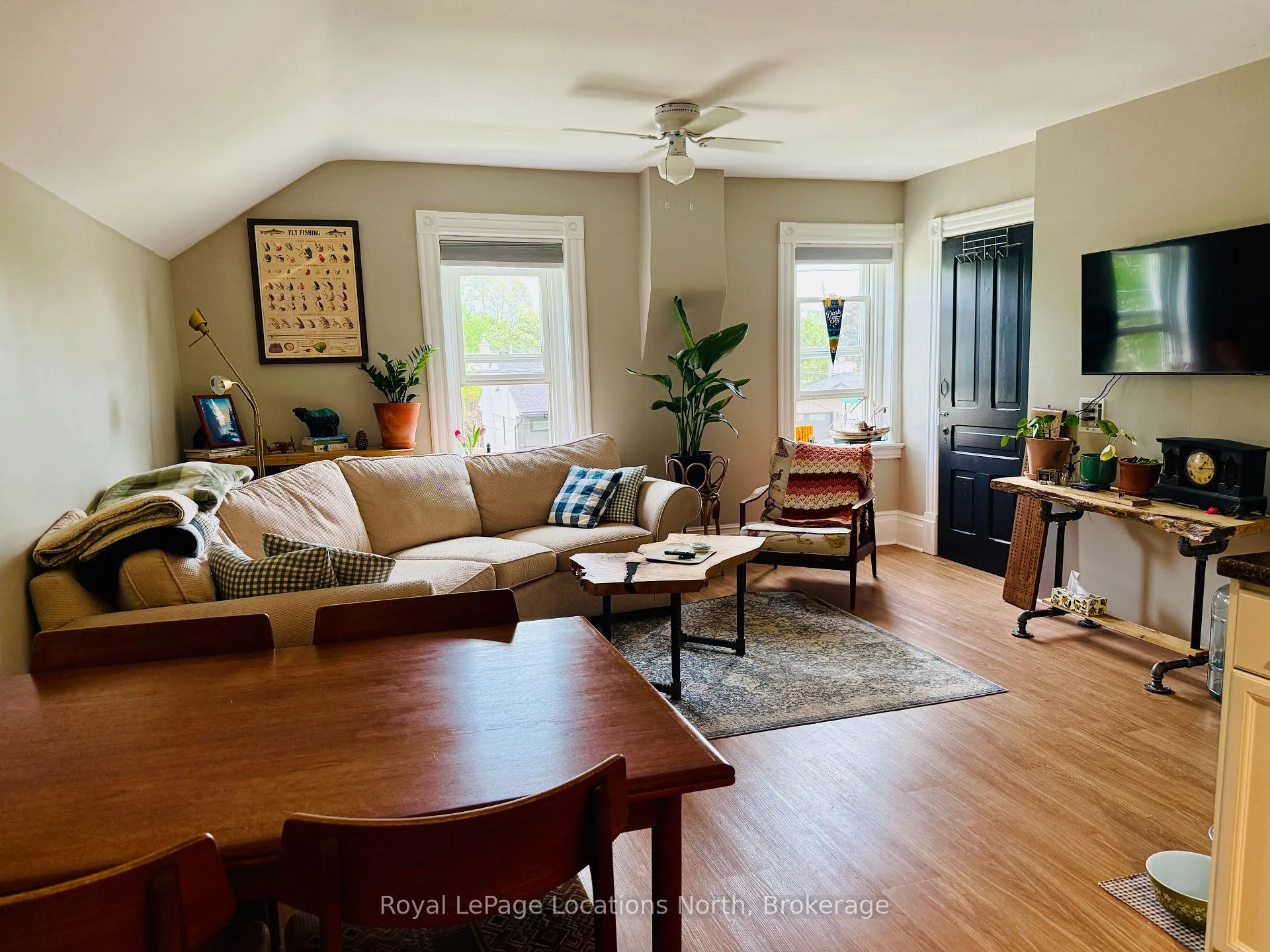 Photo 10 of Unit Unit B, 154 Hickory Street, Collingwood — HOMEH