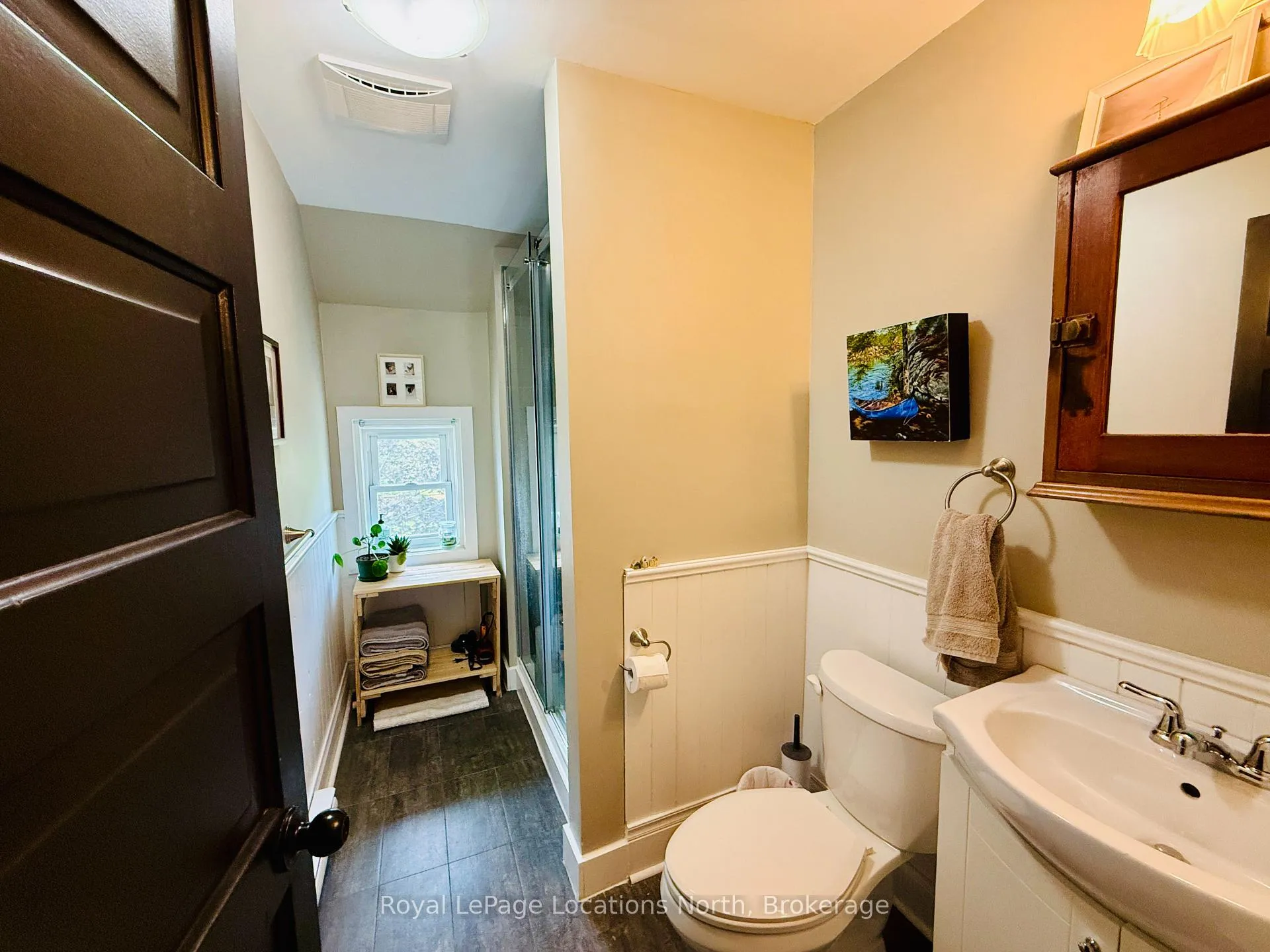 Photo 17 of Unit Unit B, 154 Hickory Street, Collingwood — HOMEH