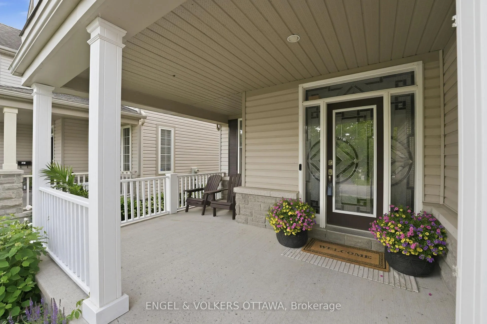 Photo 3 of 31 Leatherwood Crescent, Ottawa, Barrhaven - Stonebridge — HOMEH