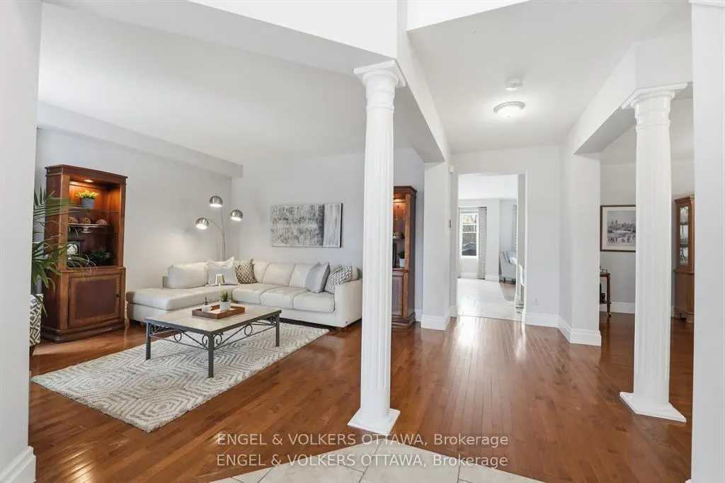 Photo 9 of 31 Leatherwood Crescent, Ottawa, Barrhaven - Stonebridge — HOMEH