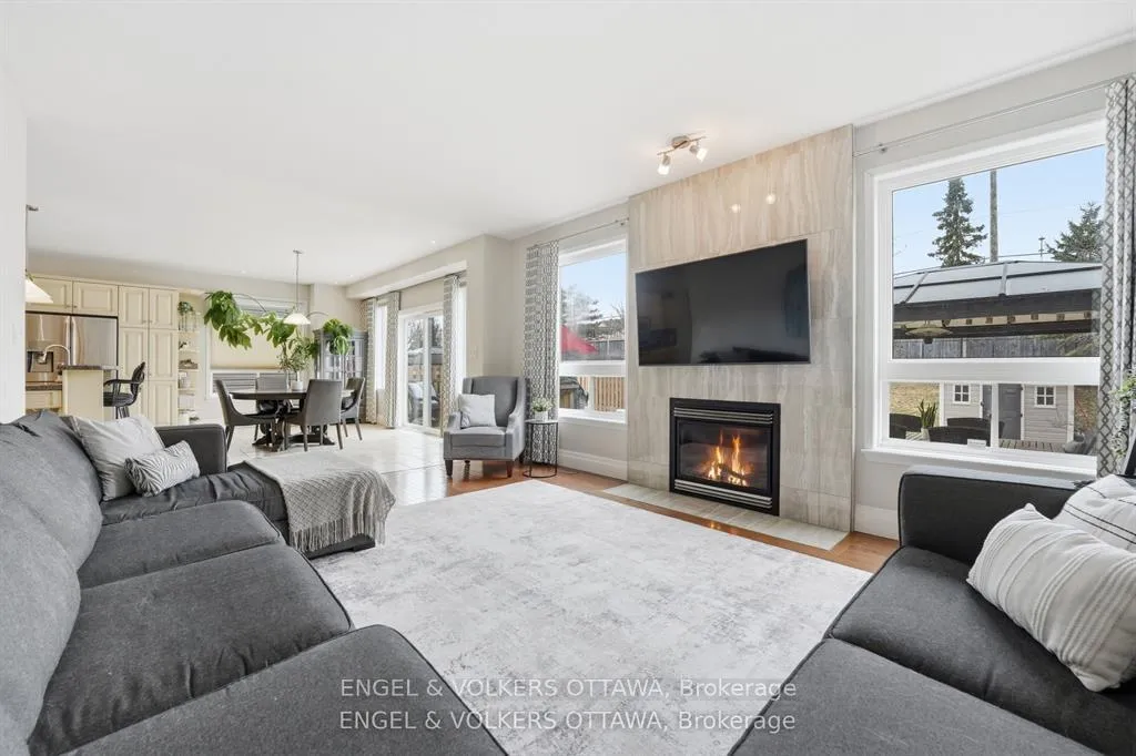 Photo 24 of 31 Leatherwood Crescent, Ottawa, Barrhaven - Stonebridge — HOMEH
