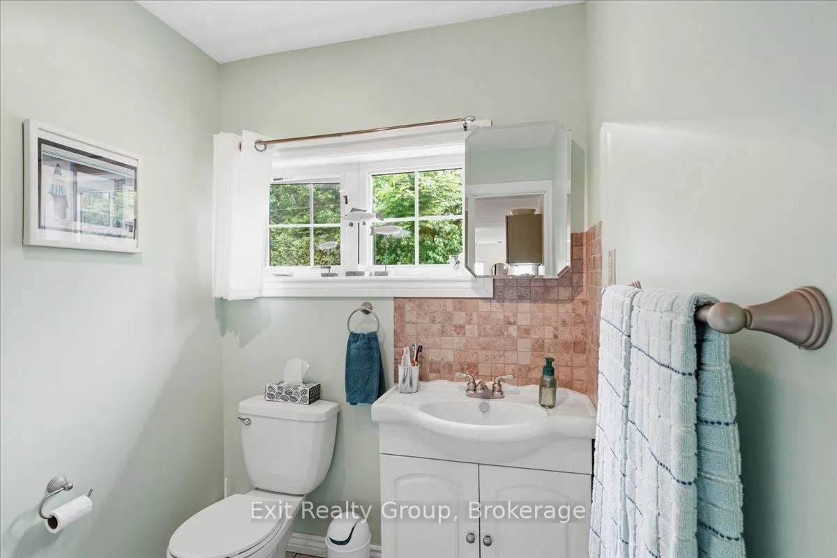 Photo 15 of 144 Bayview Lane, Brighton, Rural Brighton — HOMEH