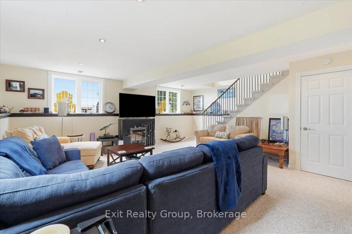 Photo 26 of 144 Bayview Lane, Brighton, Rural Brighton — HOMEH