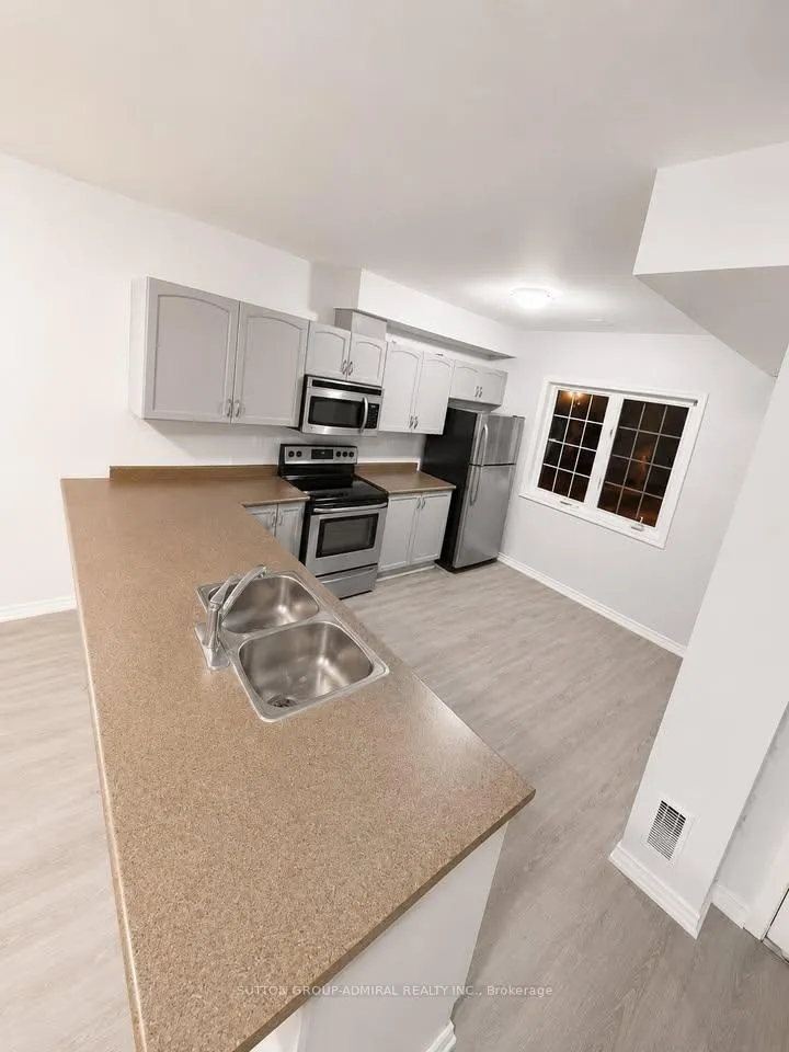 Photo 6 of Unit 39, 175 Stanley Street, Barrie, East Bayfield — HOMEH