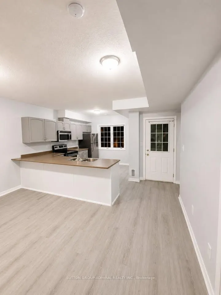 Photo 7 of Unit 39, 175 Stanley Street, Barrie, East Bayfield — HOMEH
