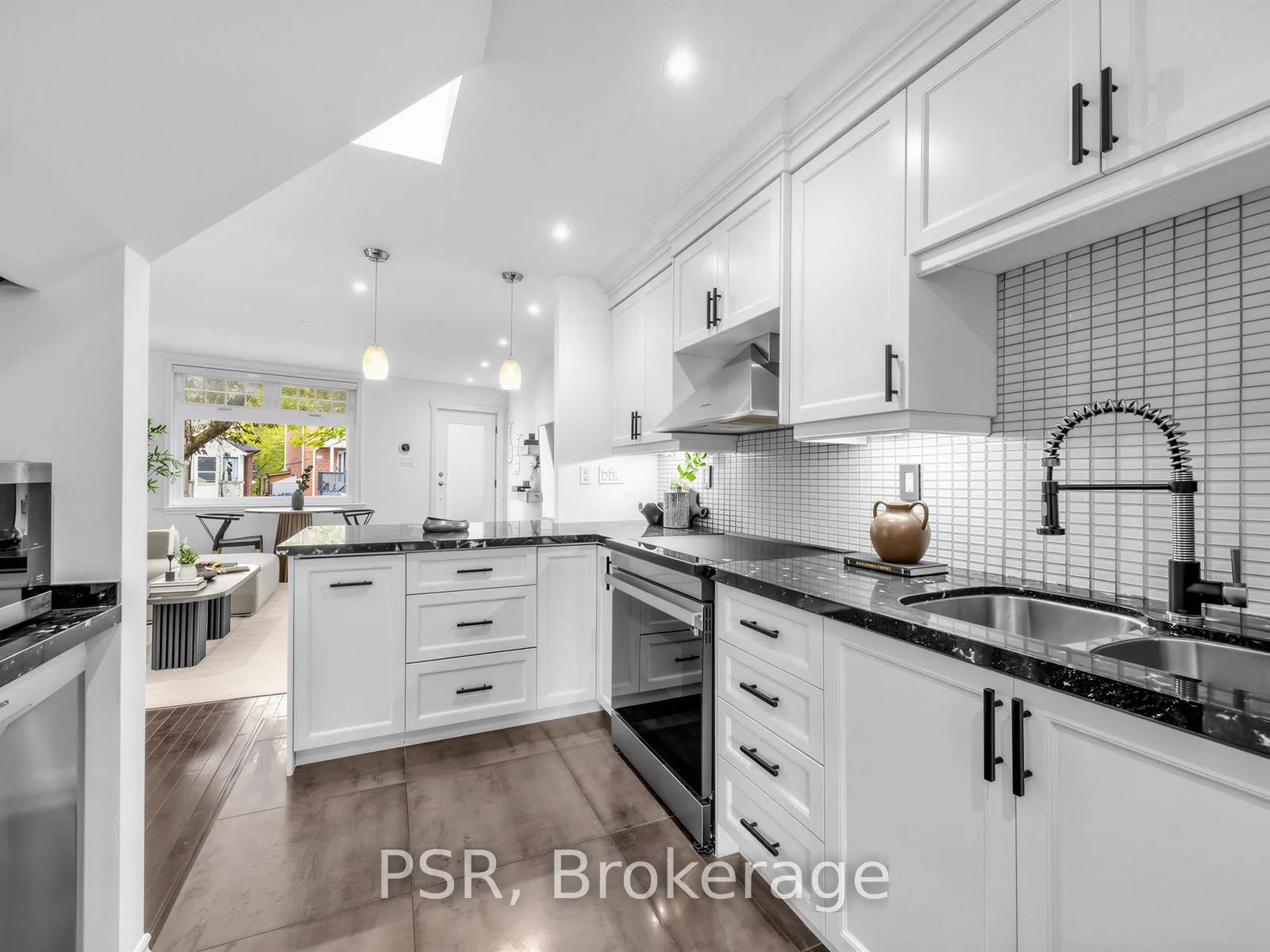 Photo 7 of 562 Arlington Avenue, Toronto, Humewood-Cedarvale — HOMEH