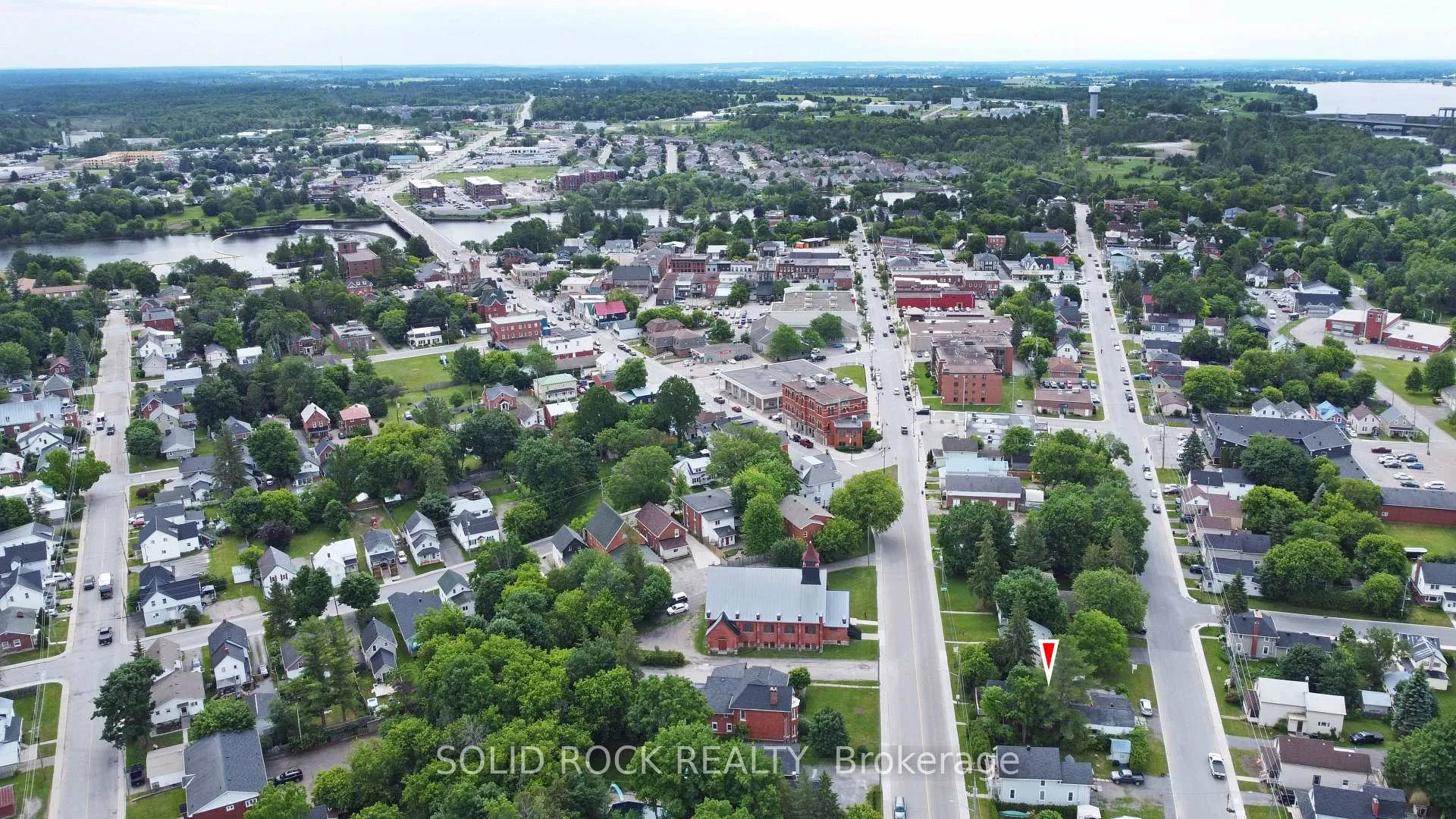 Photo 4 of 152 Elgin Street W, Arnprior, Arnprior — HOMEH