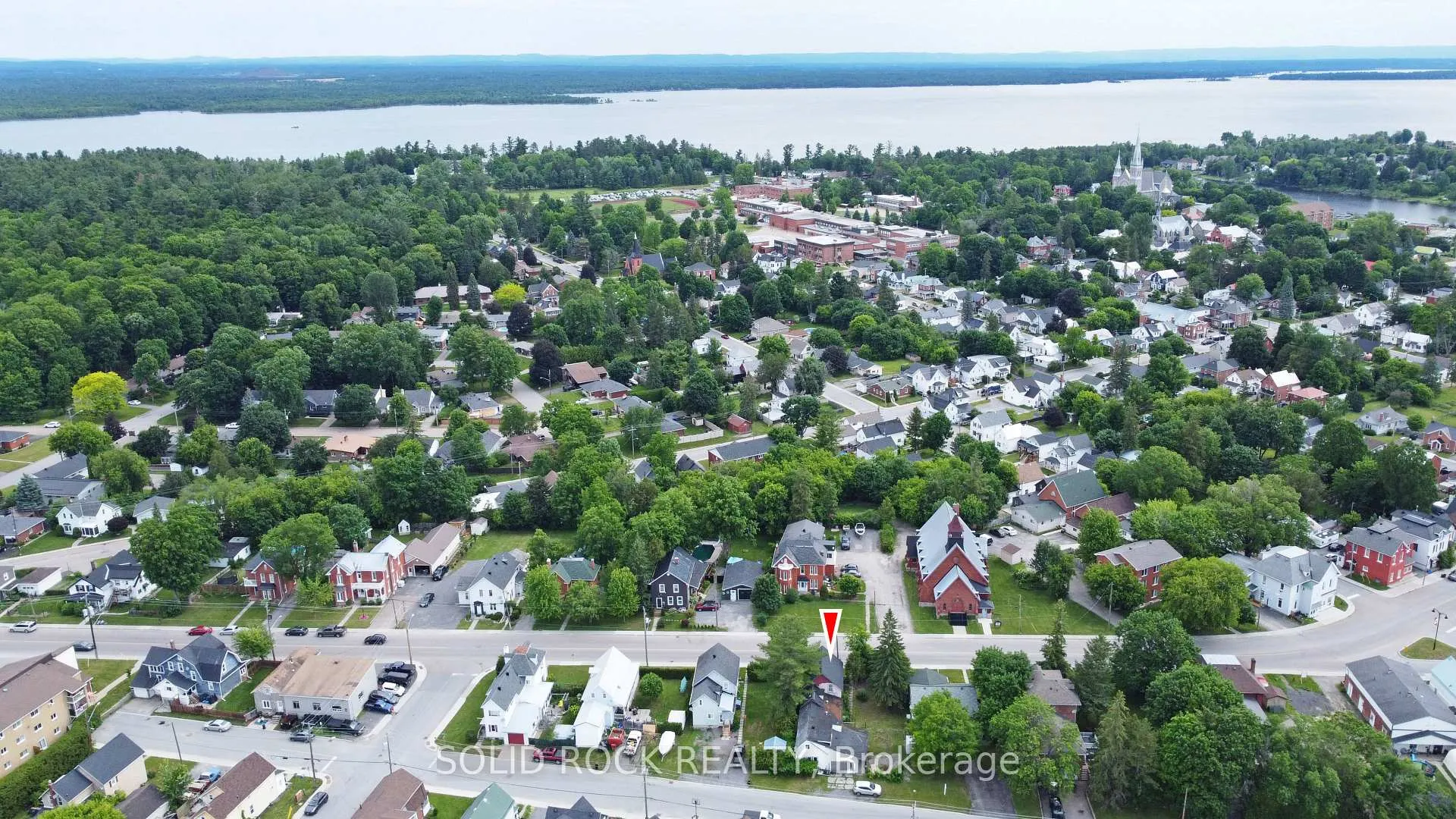 Photo 5 of 152 Elgin Street W, Arnprior, Arnprior — HOMEH