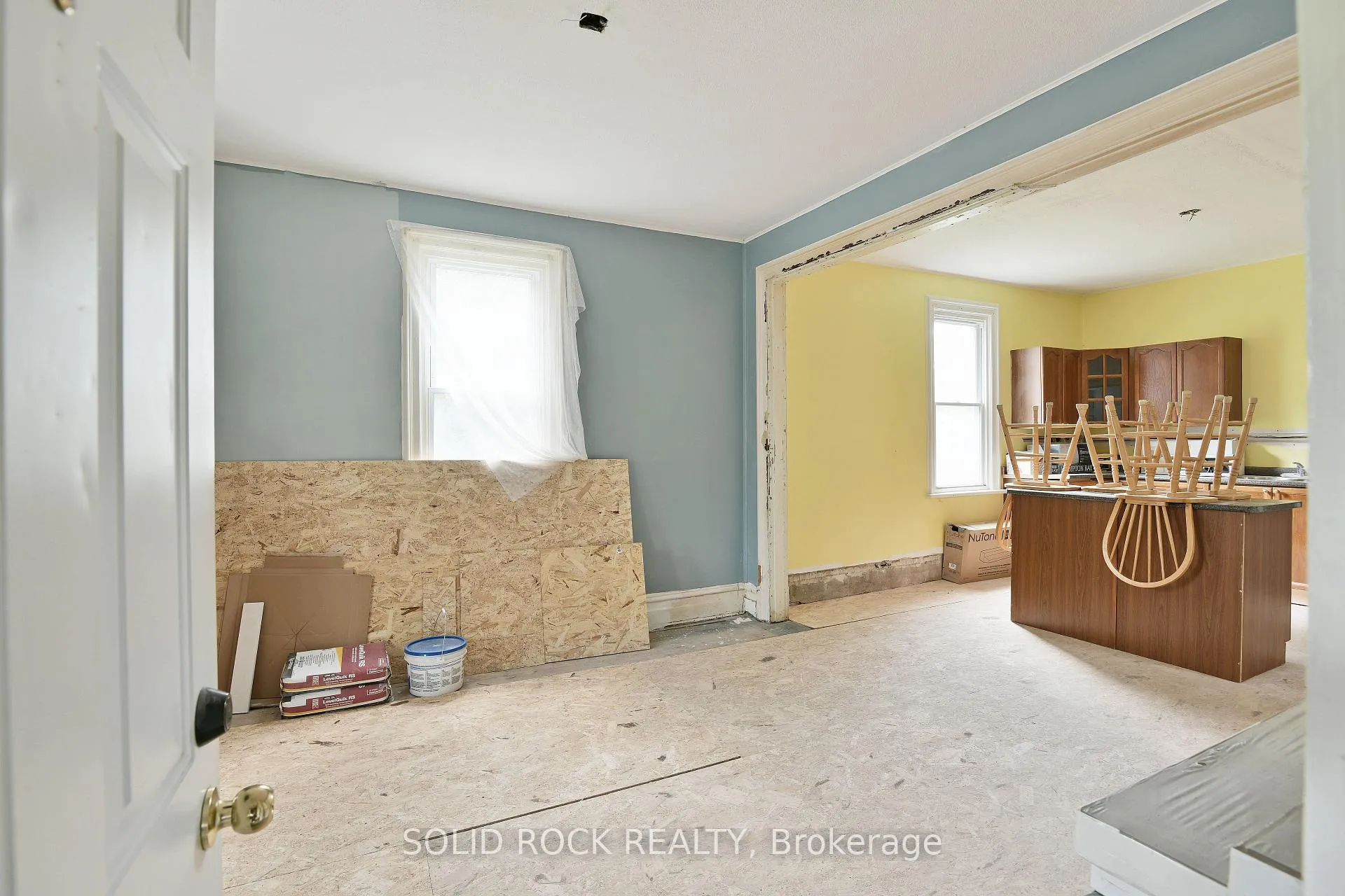 Photo 12 of 152 Elgin Street W, Arnprior, Arnprior — HOMEH