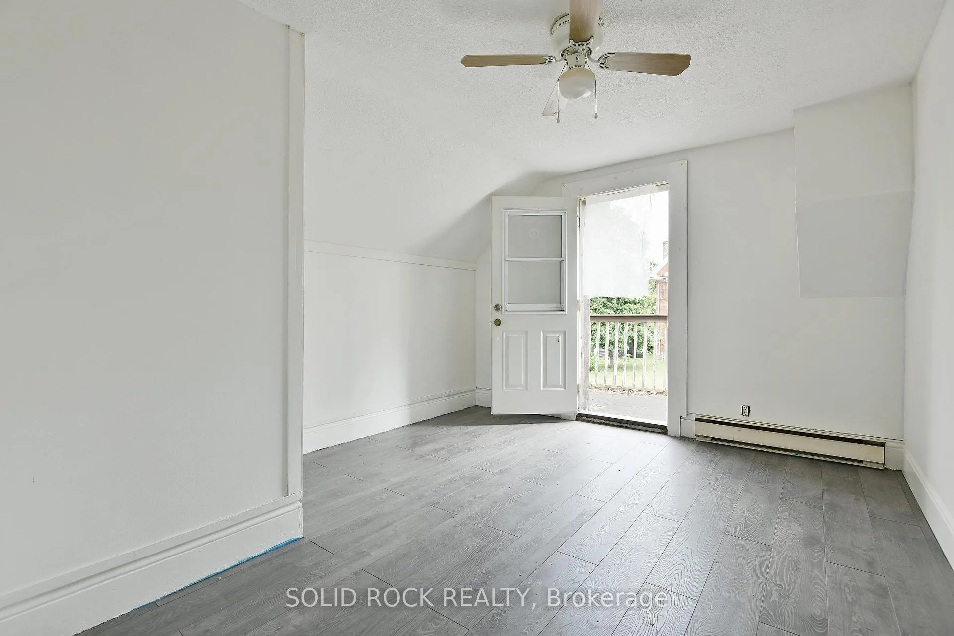 Photo 19 of 152 Elgin Street W, Arnprior, Arnprior — HOMEH