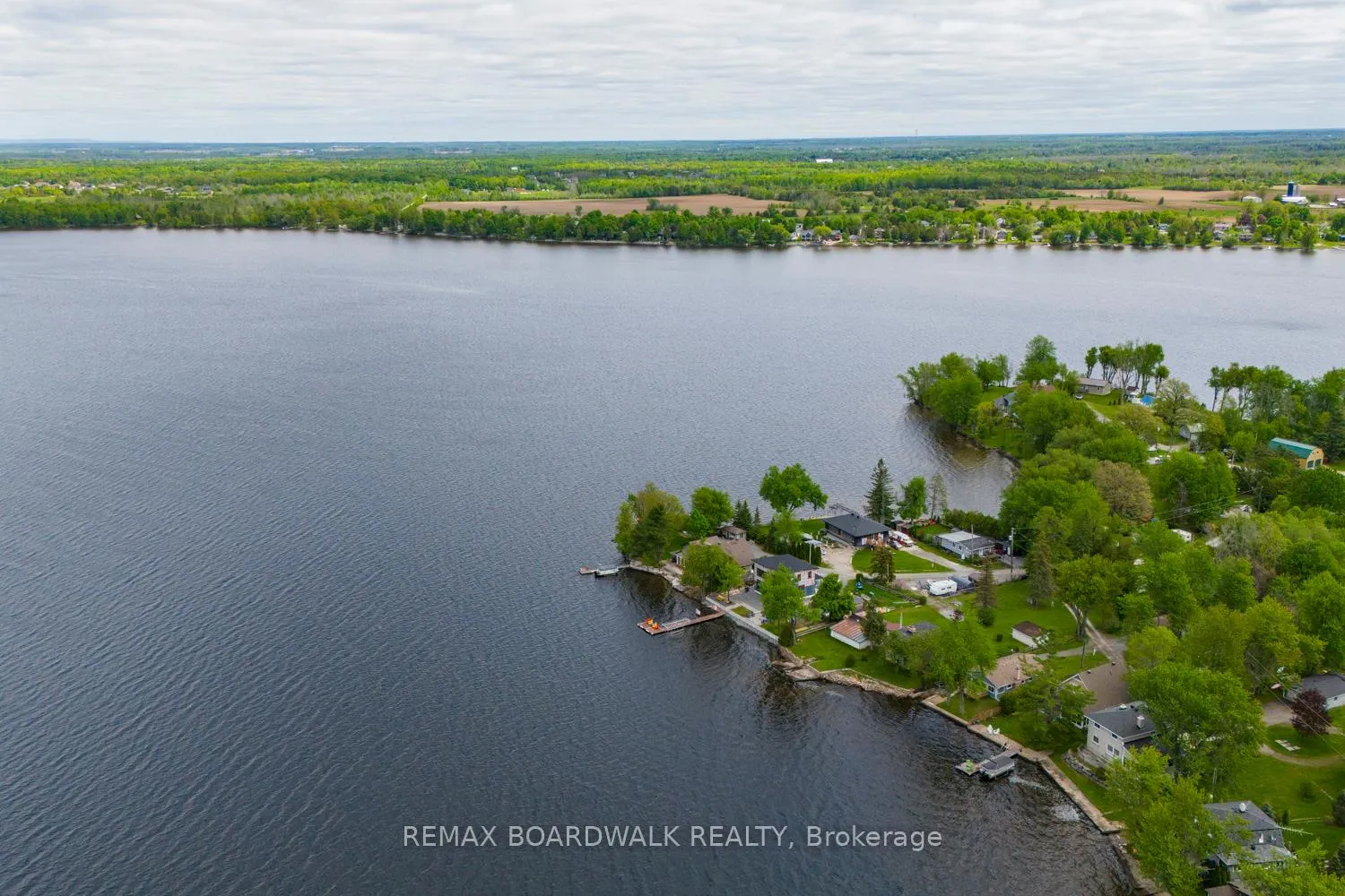 Photo 4 of 131 Avenue 4, Beckwith, Beckwith Twp — HOMEH