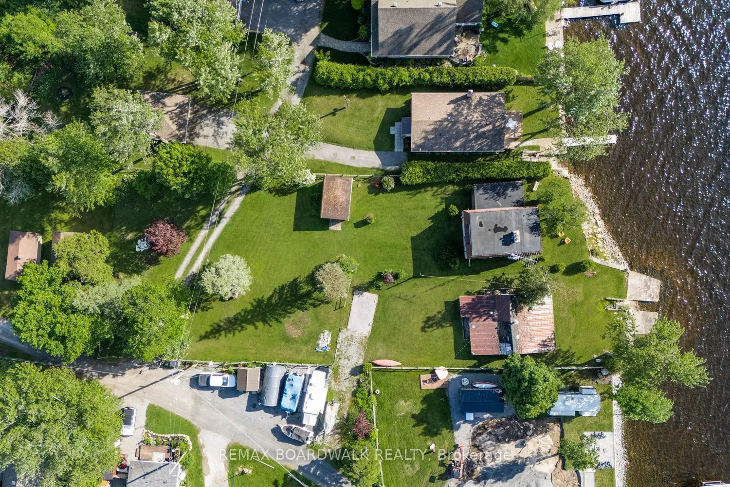 Photo 11 of 131 Avenue 4, Beckwith, Beckwith Twp — HOMEH
