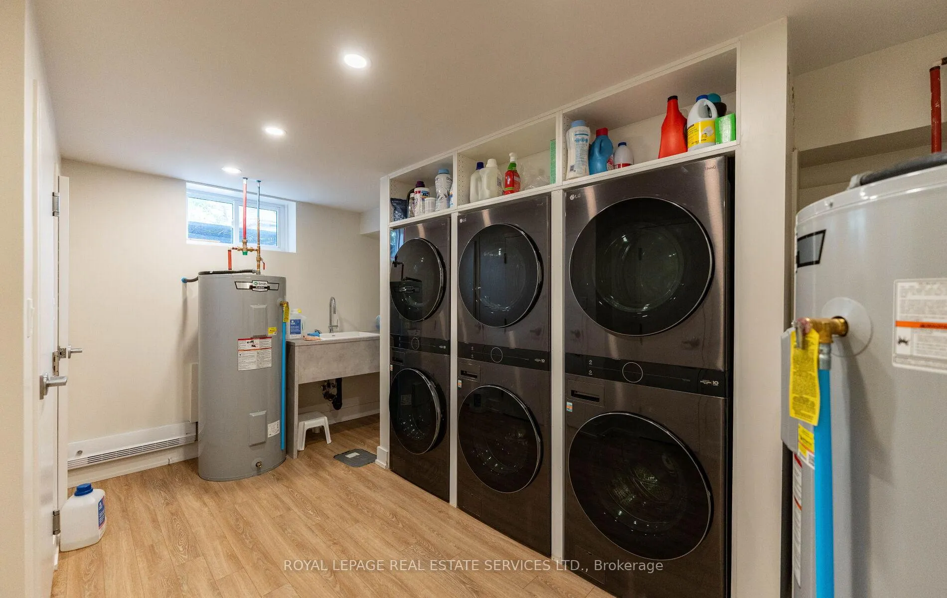 Photo 15 of Unit 2nd Floor, 580 Indian Road, Toronto, High Park North — HOMEH