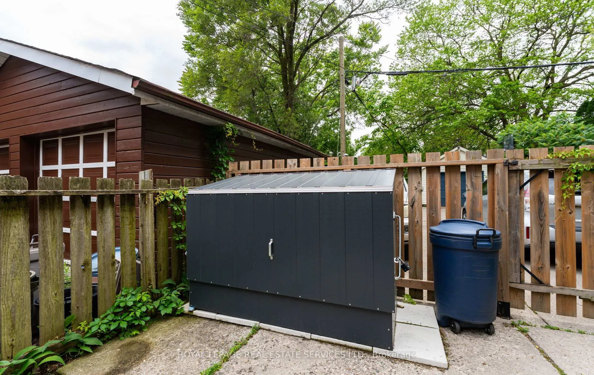 Photo 16 of Unit 2nd Floor, 580 Indian Road, Toronto, High Park North — HOMEH