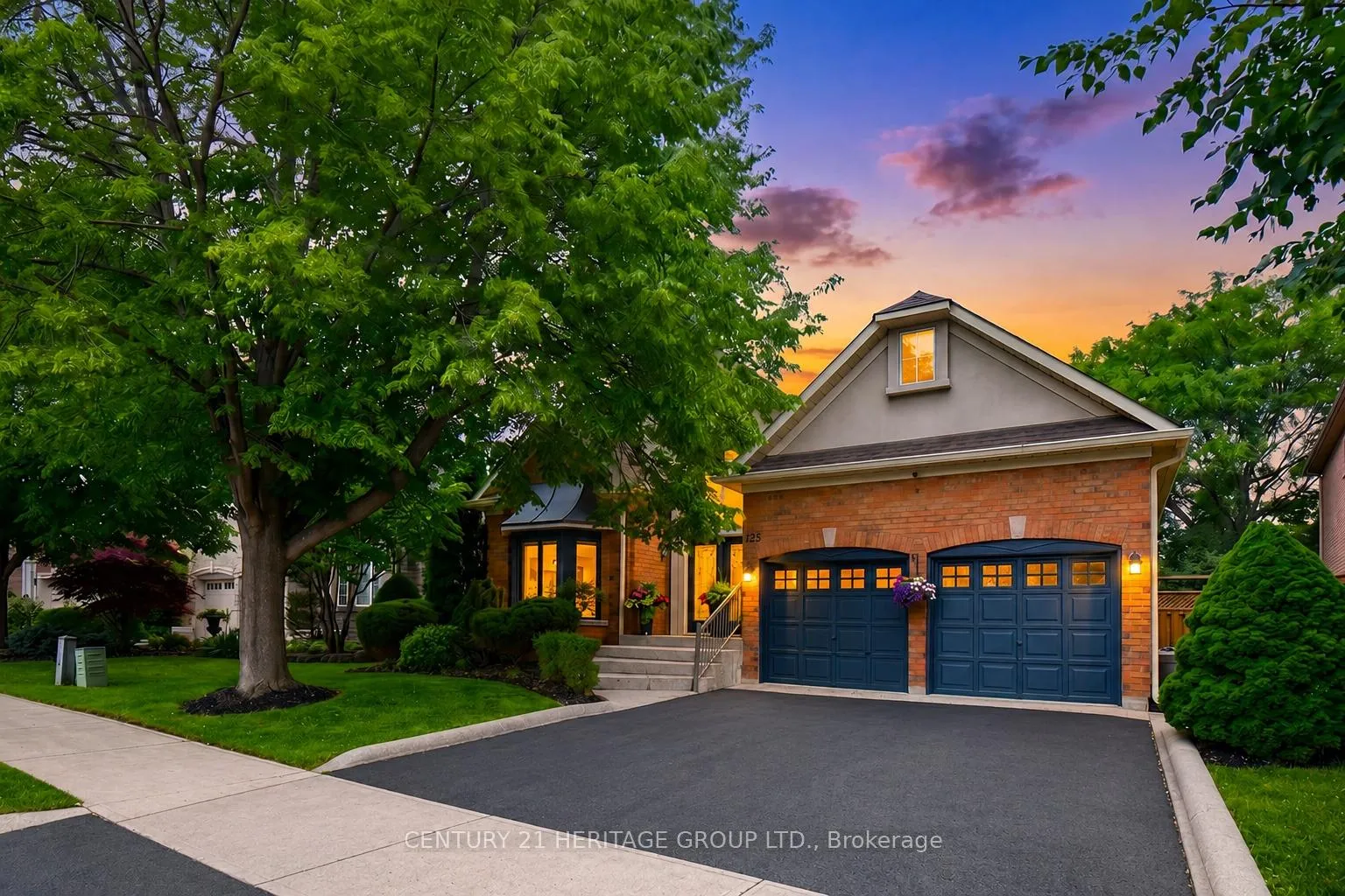 Front of 1018 Riverbank Way