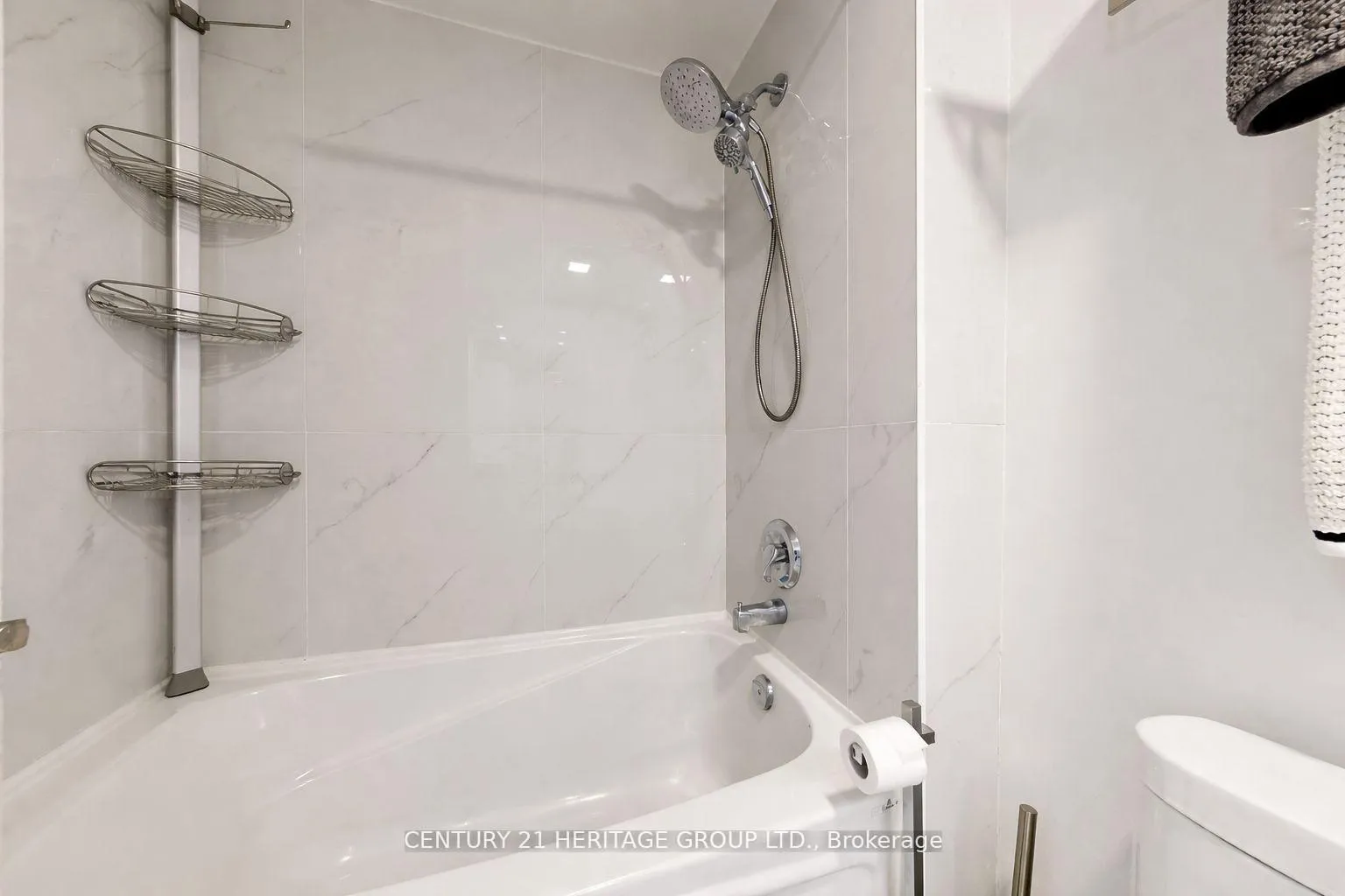 Photo 38 of 8 Dunkeld Way, Markham, Royal Orchard — HOMEH
