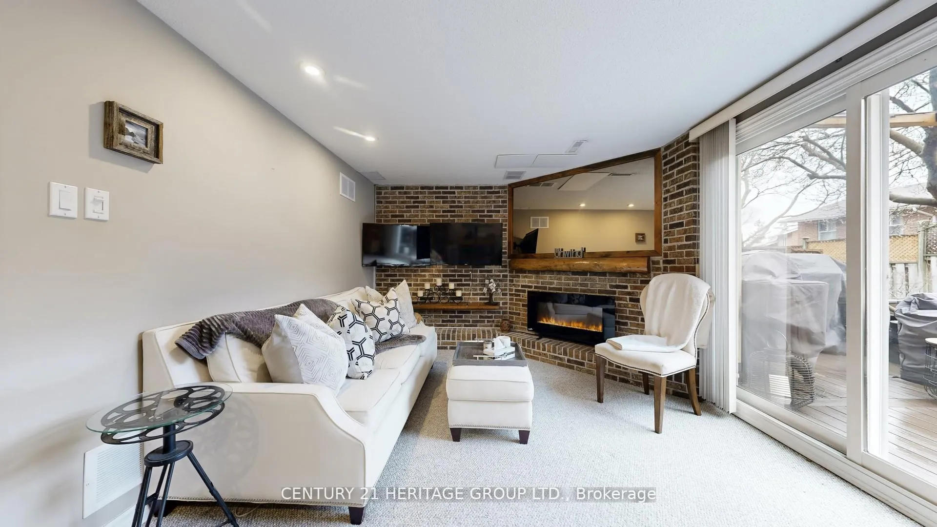 Photo 40 of 8 Dunkeld Way, Markham, Royal Orchard — HOMEH