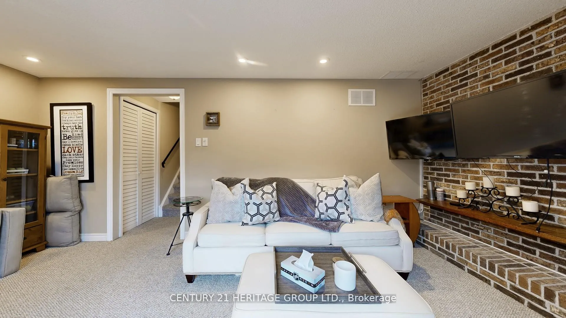 Photo 42 of 8 Dunkeld Way, Markham, Royal Orchard — HOMEH
