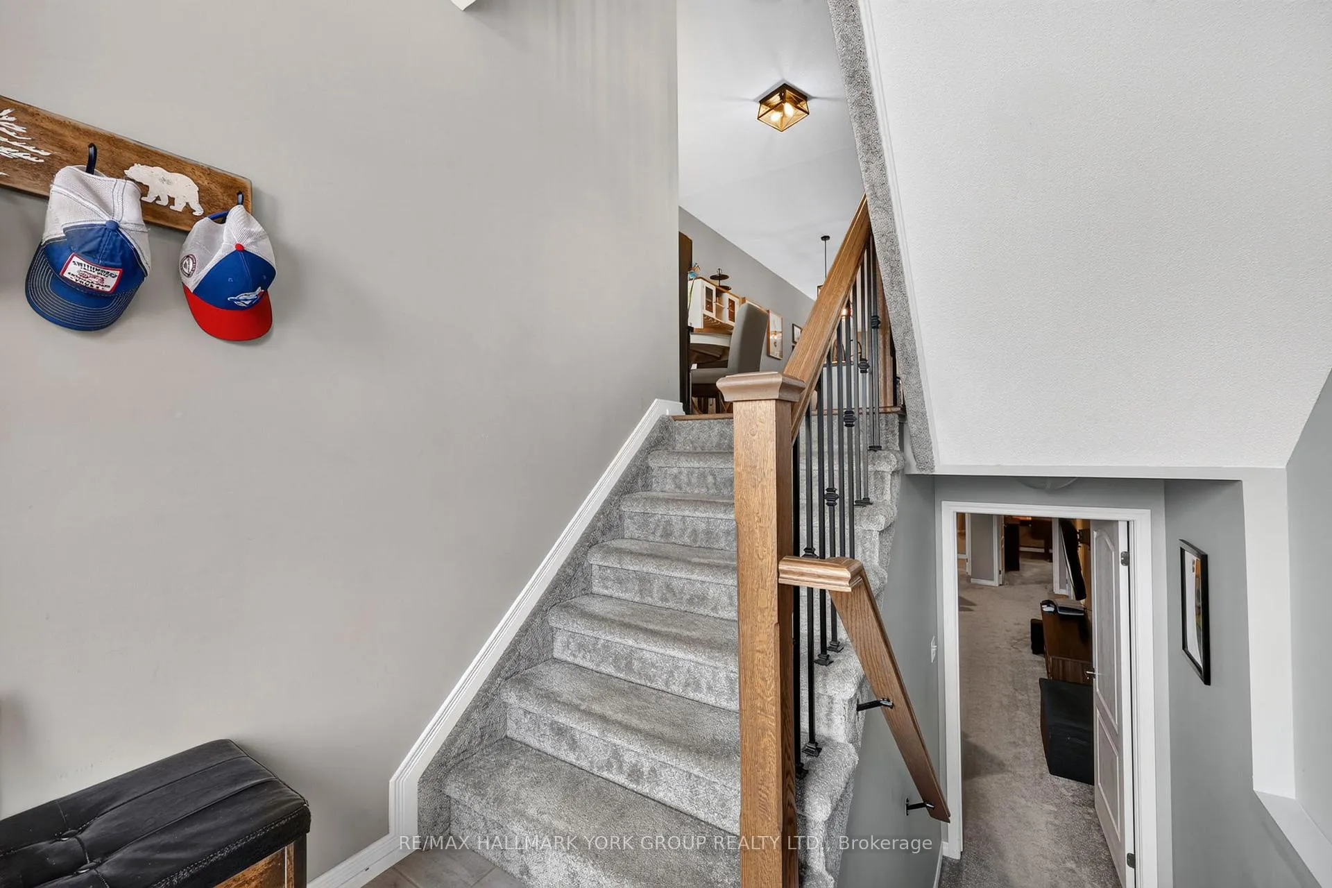 Photo 4 of 116 Isabella Drive, Orillia — HOMEH