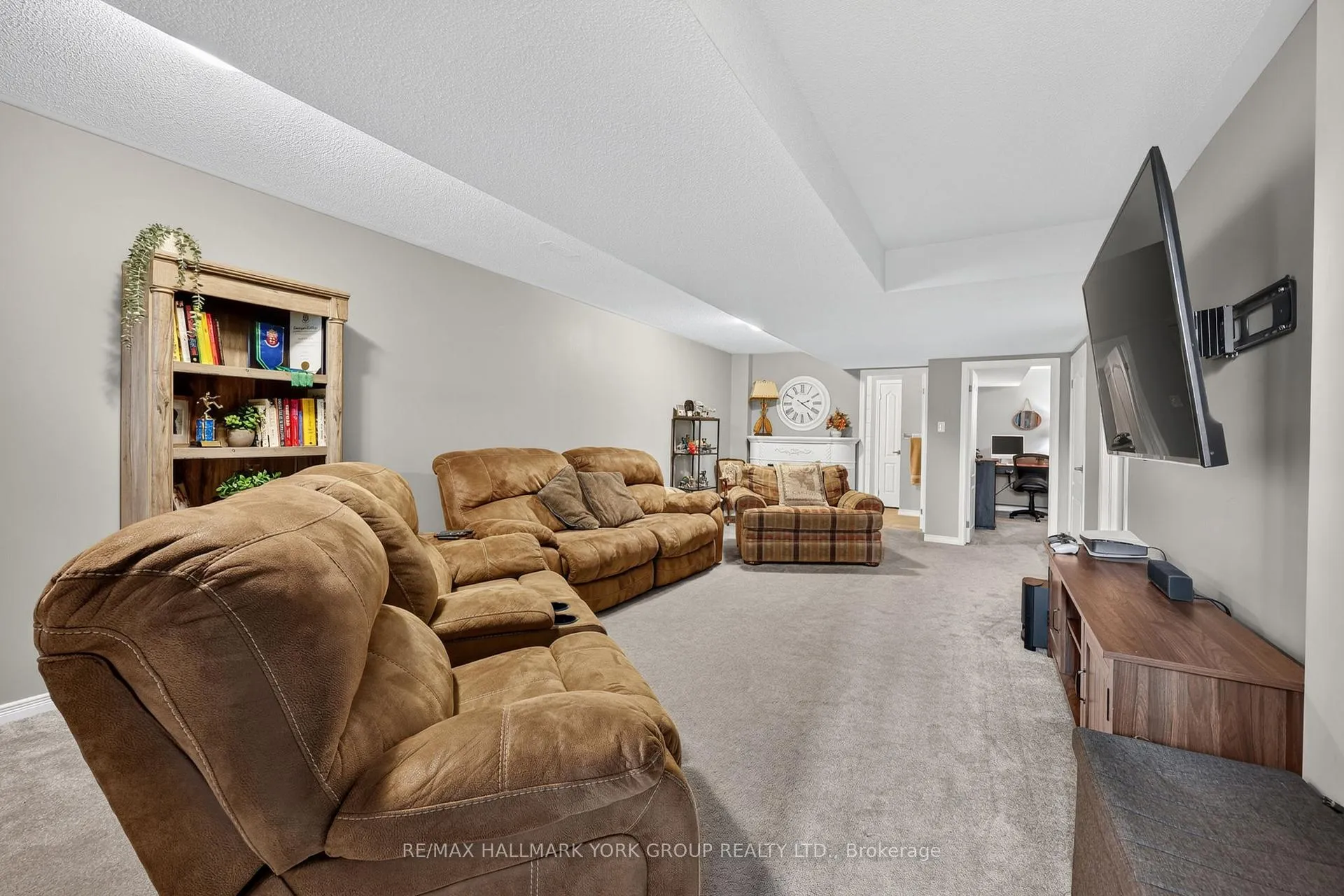 Photo 24 of 116 Isabella Drive, Orillia — HOMEH