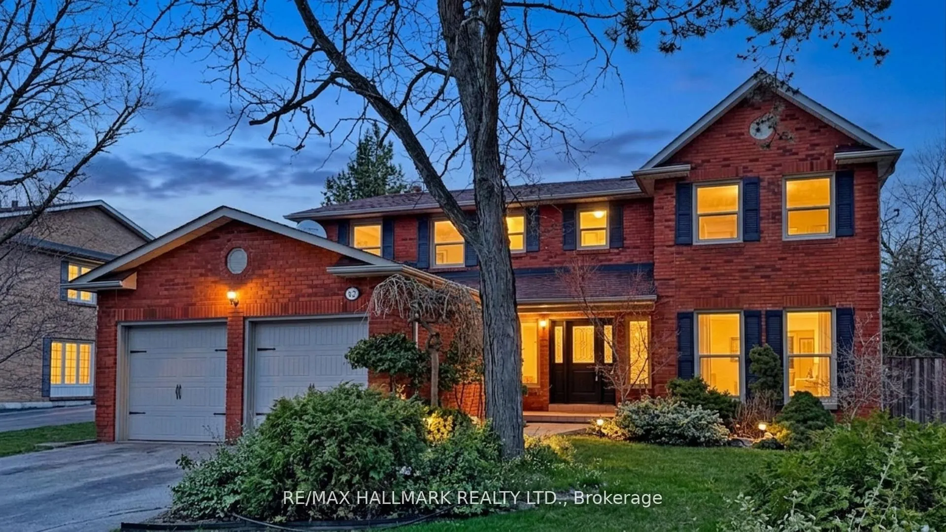 Front of 82 Windermere Crescent S