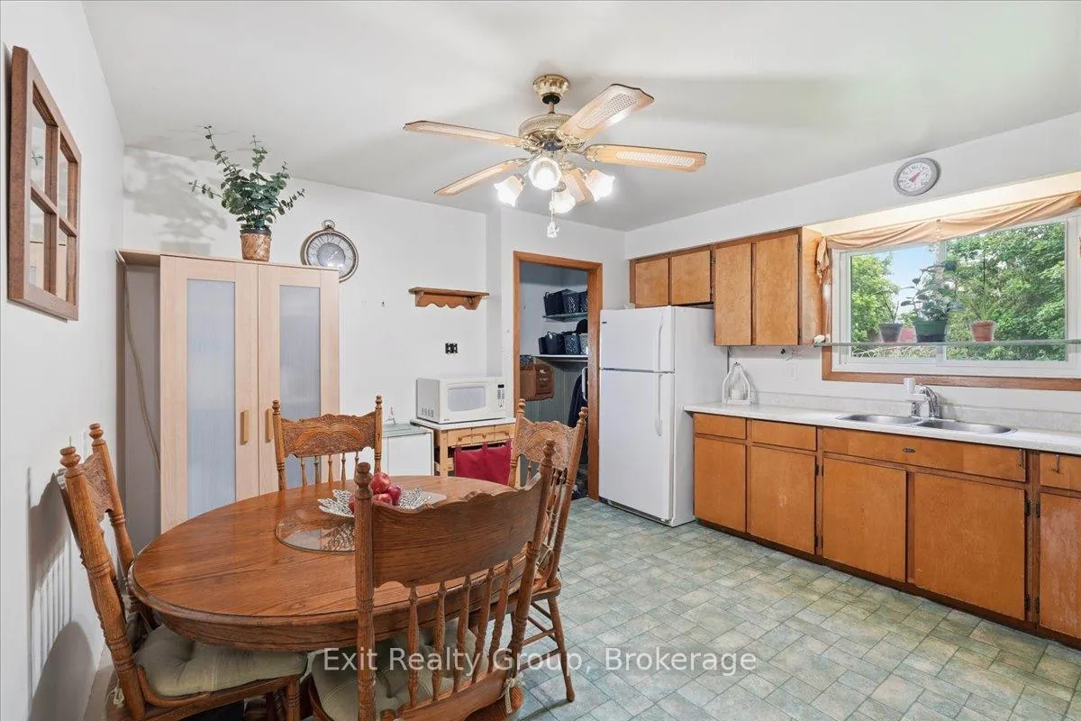 Photo 10 of 192 Baker Street, Stirling-Rawdon, Stirling Ward — HOMEH