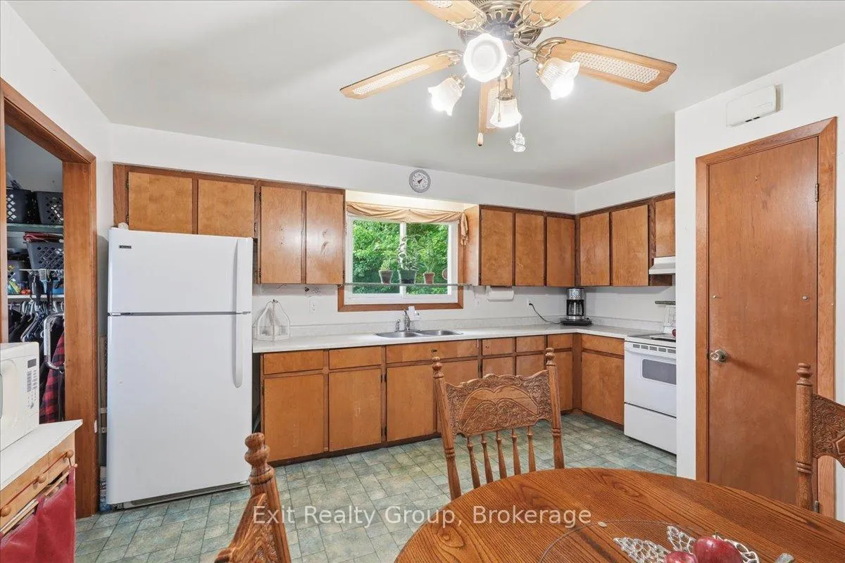 Photo 11 of 192 Baker Street, Stirling-Rawdon, Stirling Ward — HOMEH