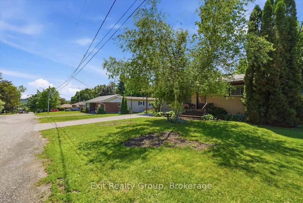 Photo 36 of 192 Baker Street, Stirling-Rawdon, Stirling Ward — HOMEH