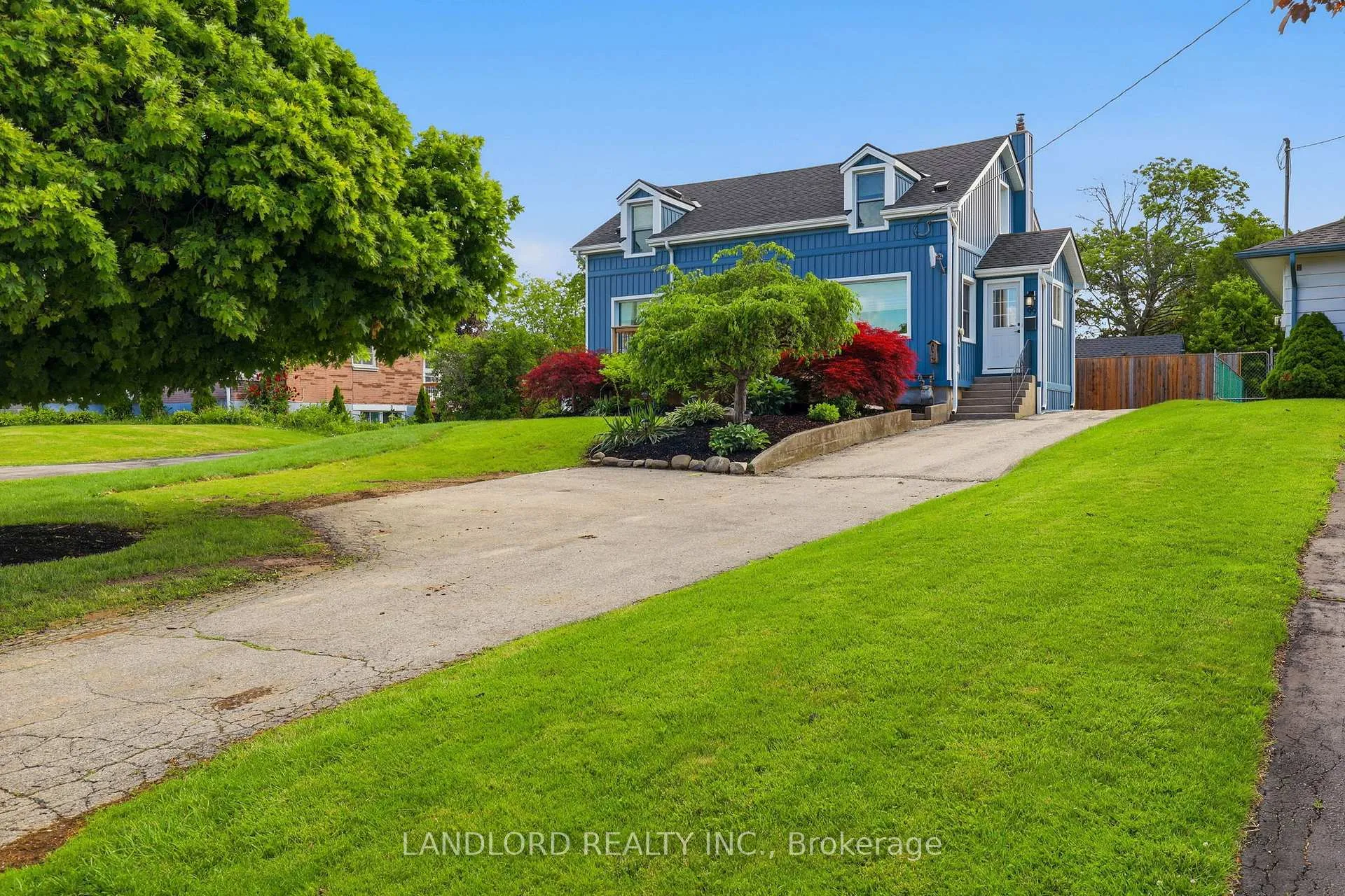Front of 99 Fairview Avenue