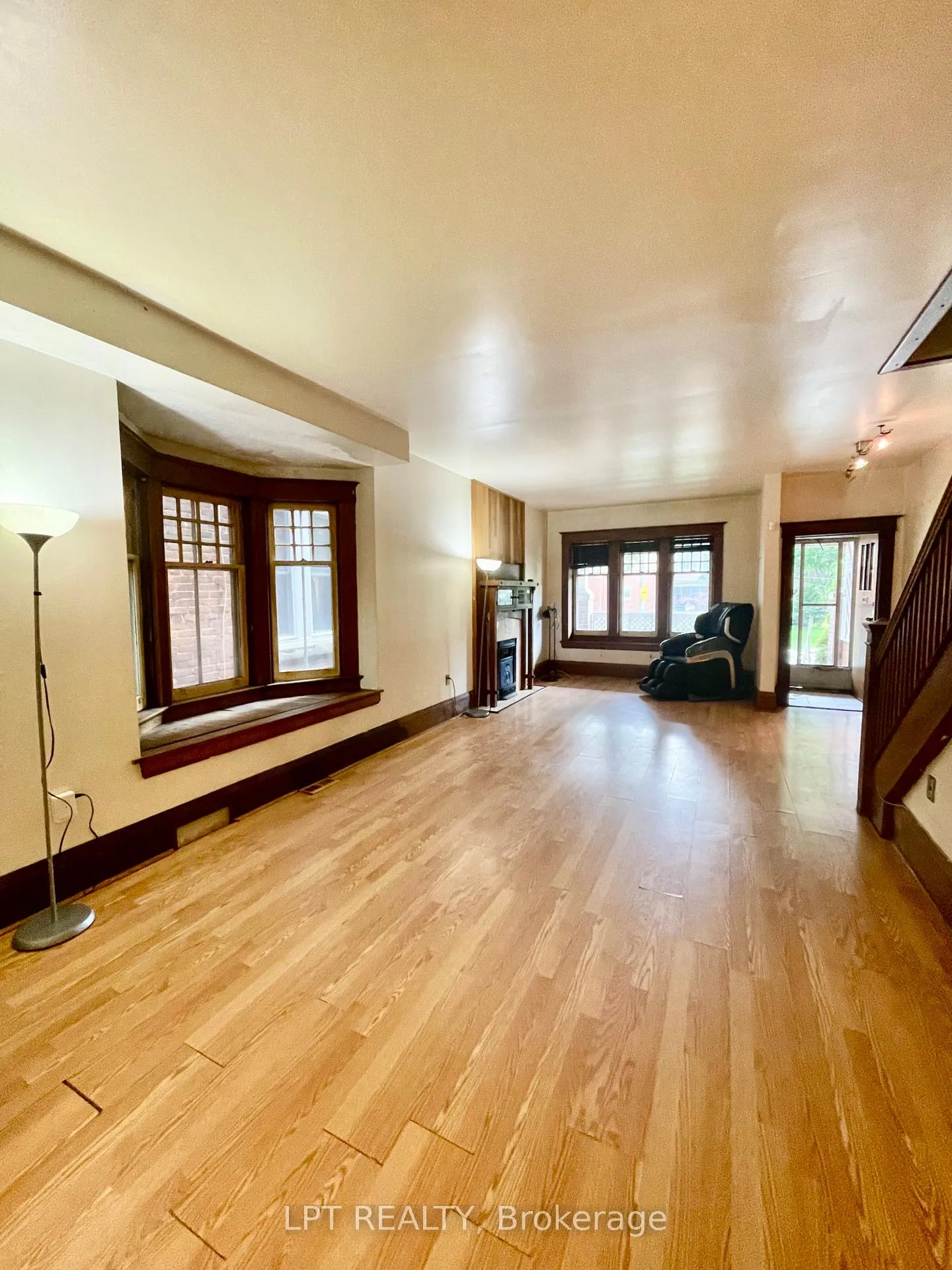 Photo 7 of 326 Beech Avenue, Toronto, The Beaches — HOMEH
