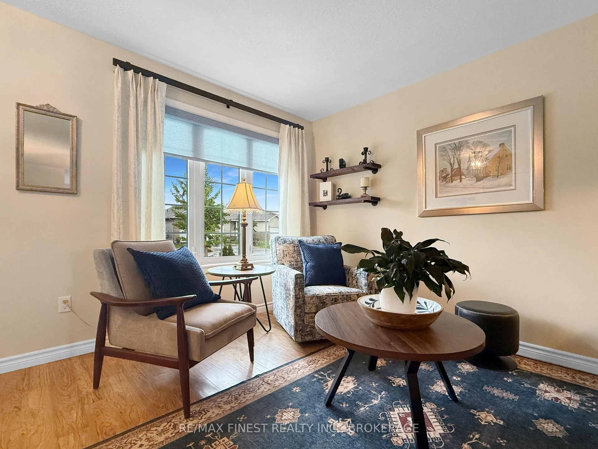 Photo 3 of 119 Hogan Crescent, Loyalist, Amherstview — HOMEH