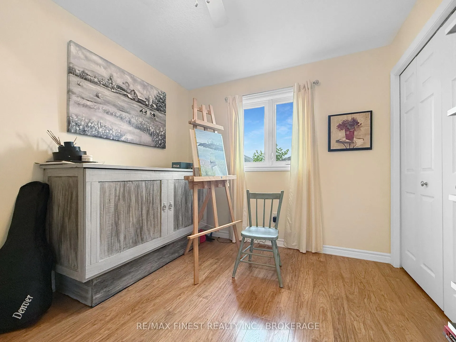 Photo 19 of 119 Hogan Crescent, Loyalist, Amherstview — HOMEH