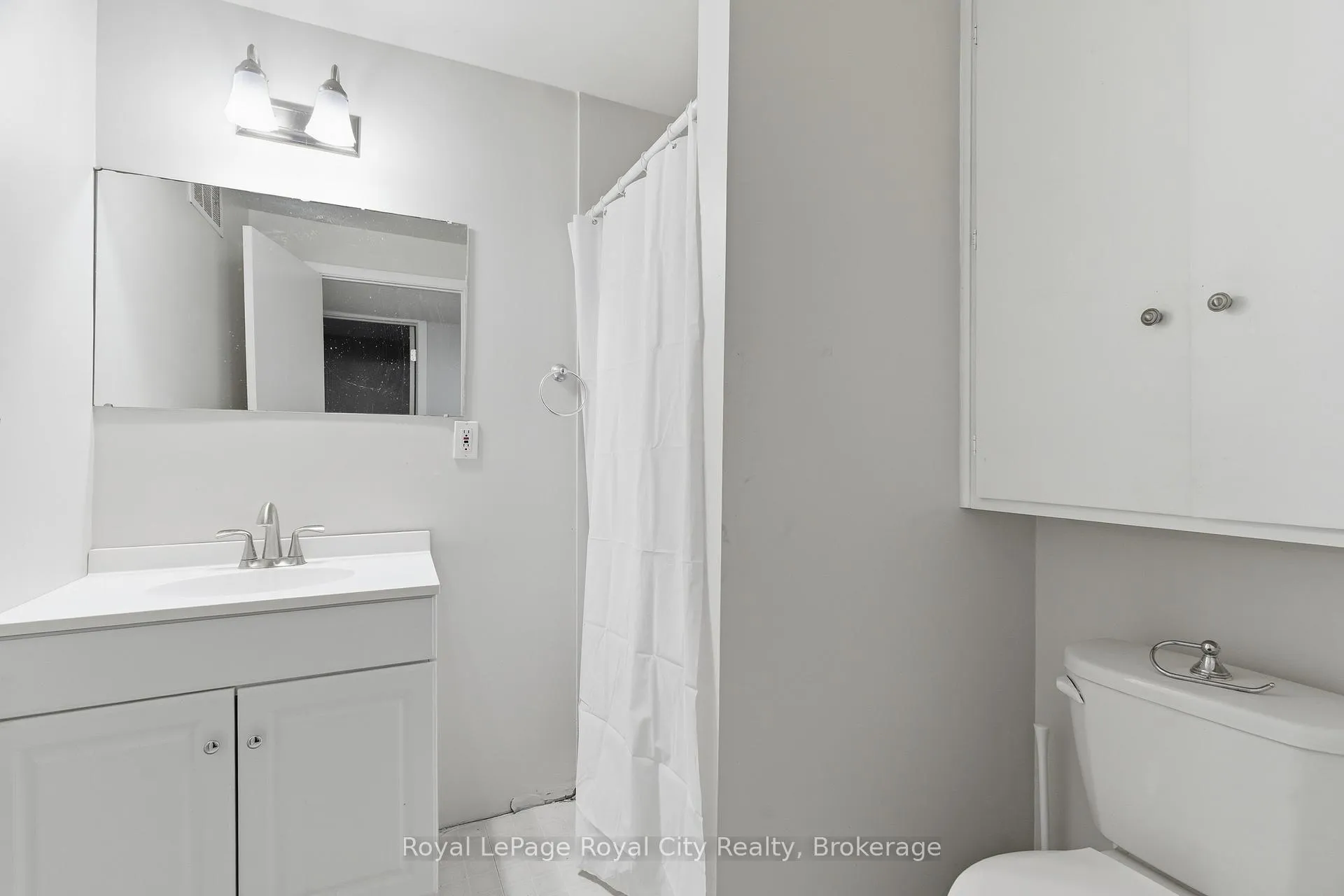 Photo 24 of 11 Sagewood Place, Guelph, Kortright West — HOMEH
