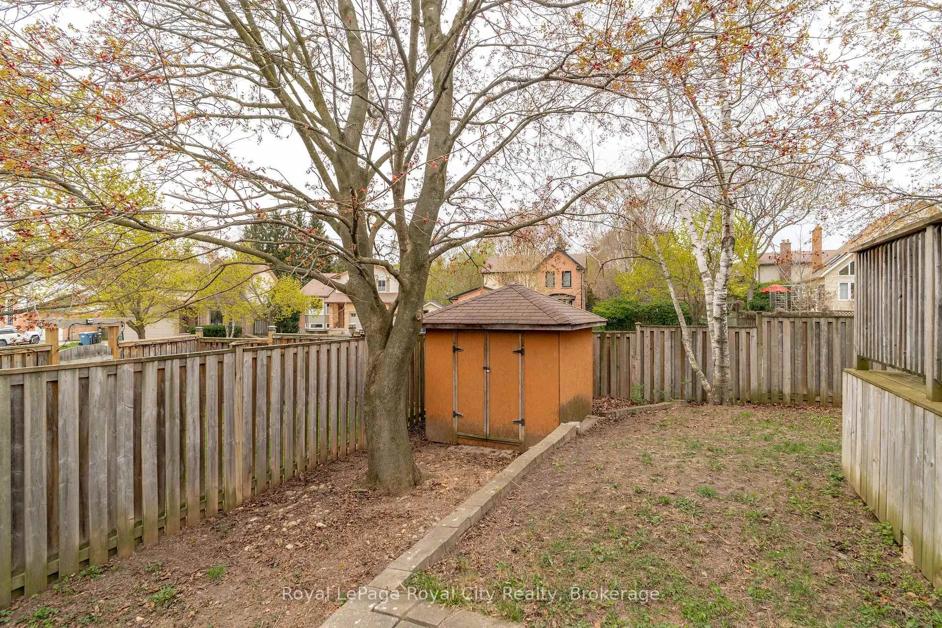 Photo 30 of 11 Sagewood Place, Guelph, Kortright West — HOMEH