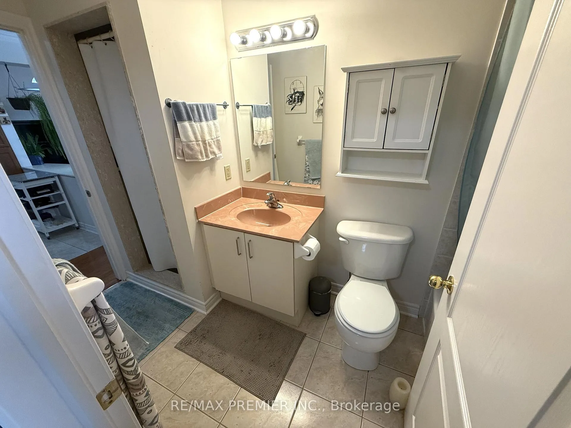 Photo 11 of Unit 303, 9944 Keele Street, Vaughan, Maple — HOMEH