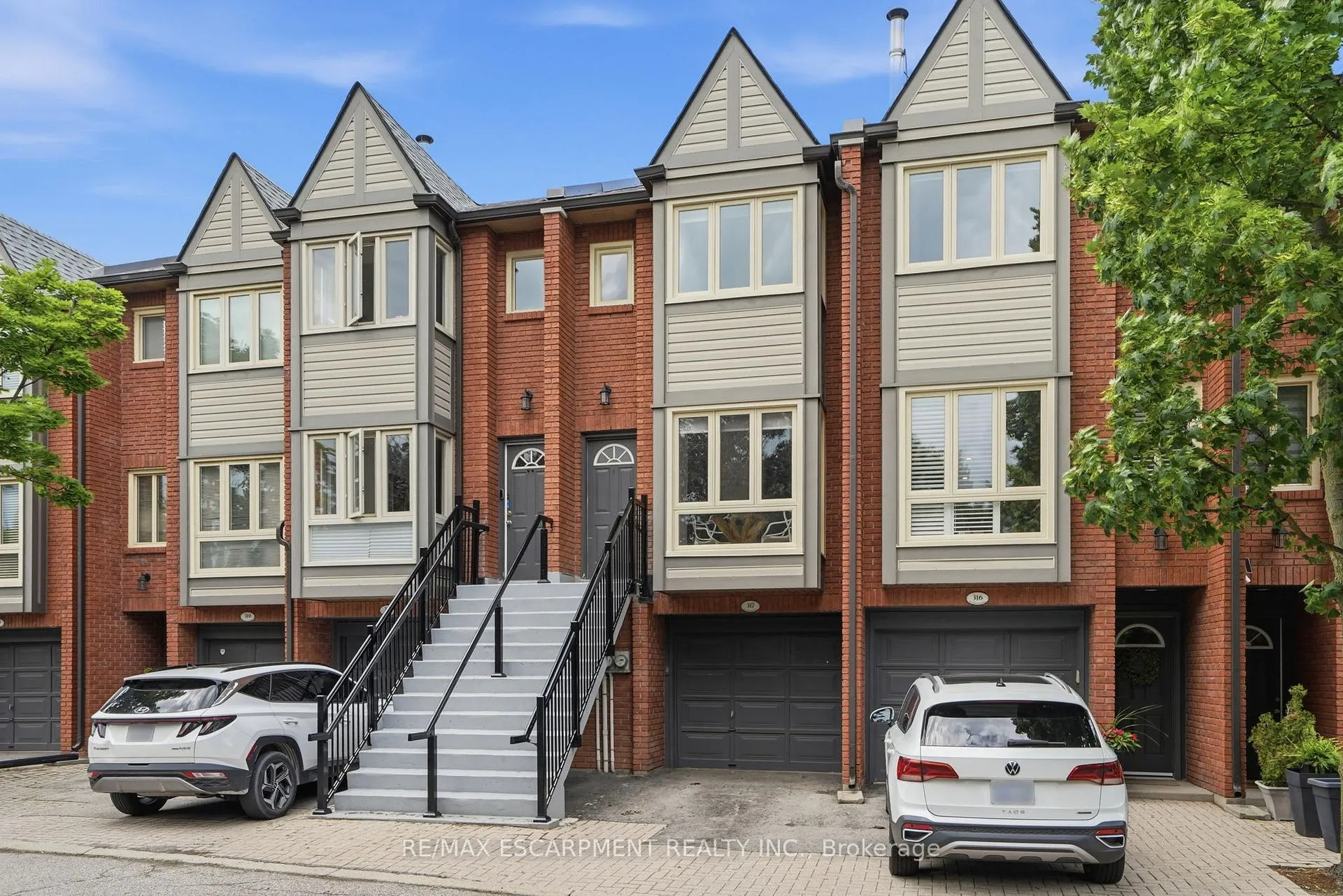 Photo 2 of Unit 317, 895 Maple Avenue, Burlington, Brant — HOMEH