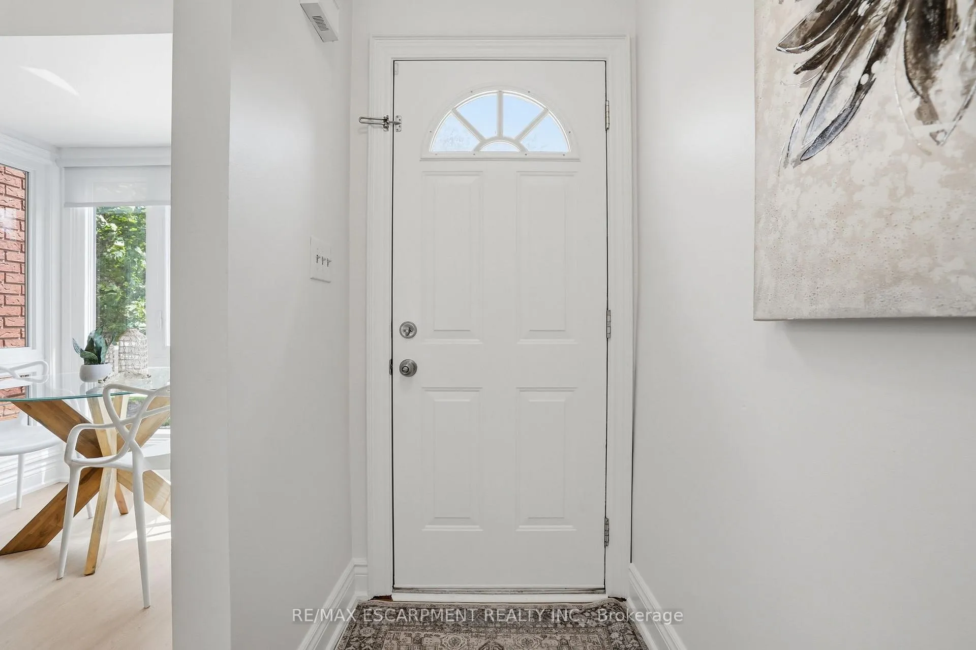 Photo 3 of Unit 317, 895 Maple Avenue, Burlington, Brant — HOMEH