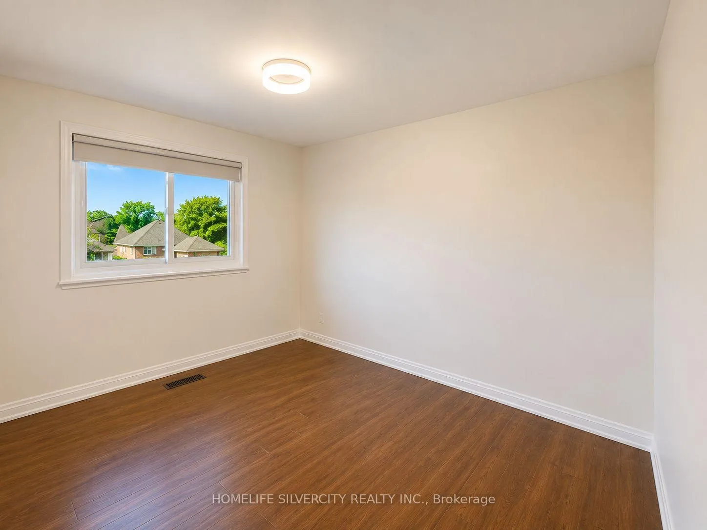 Photo 9 of 9 Hardwick Drive, Brampton, Brampton East — HOMEH