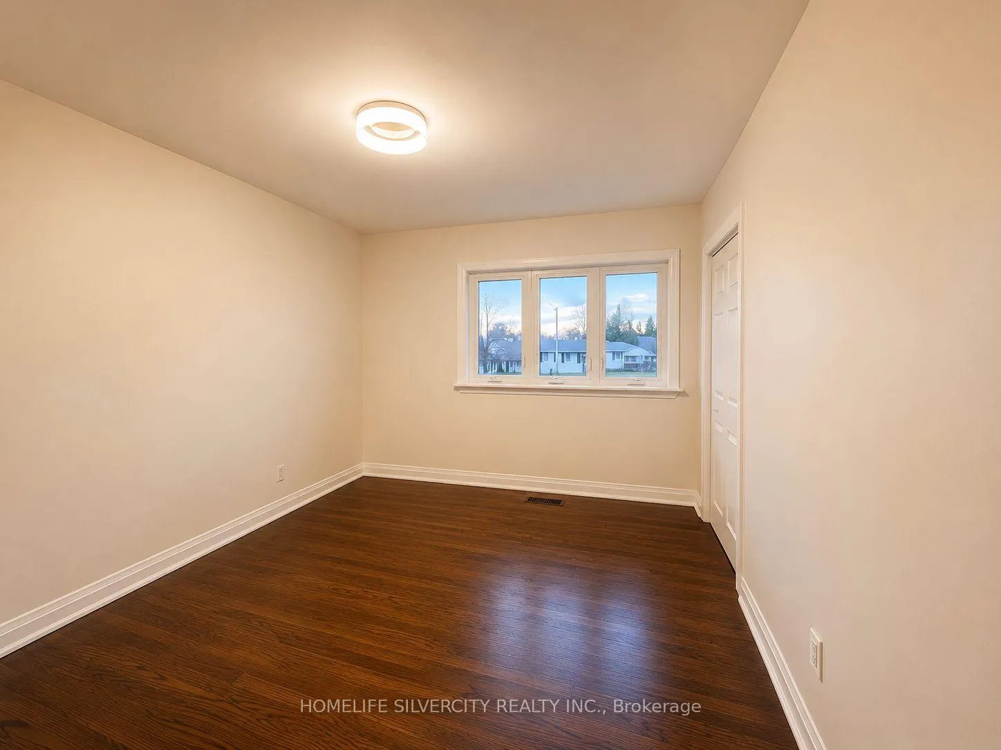 Photo 10 of 9 Hardwick Drive, Brampton, Brampton East — HOMEH