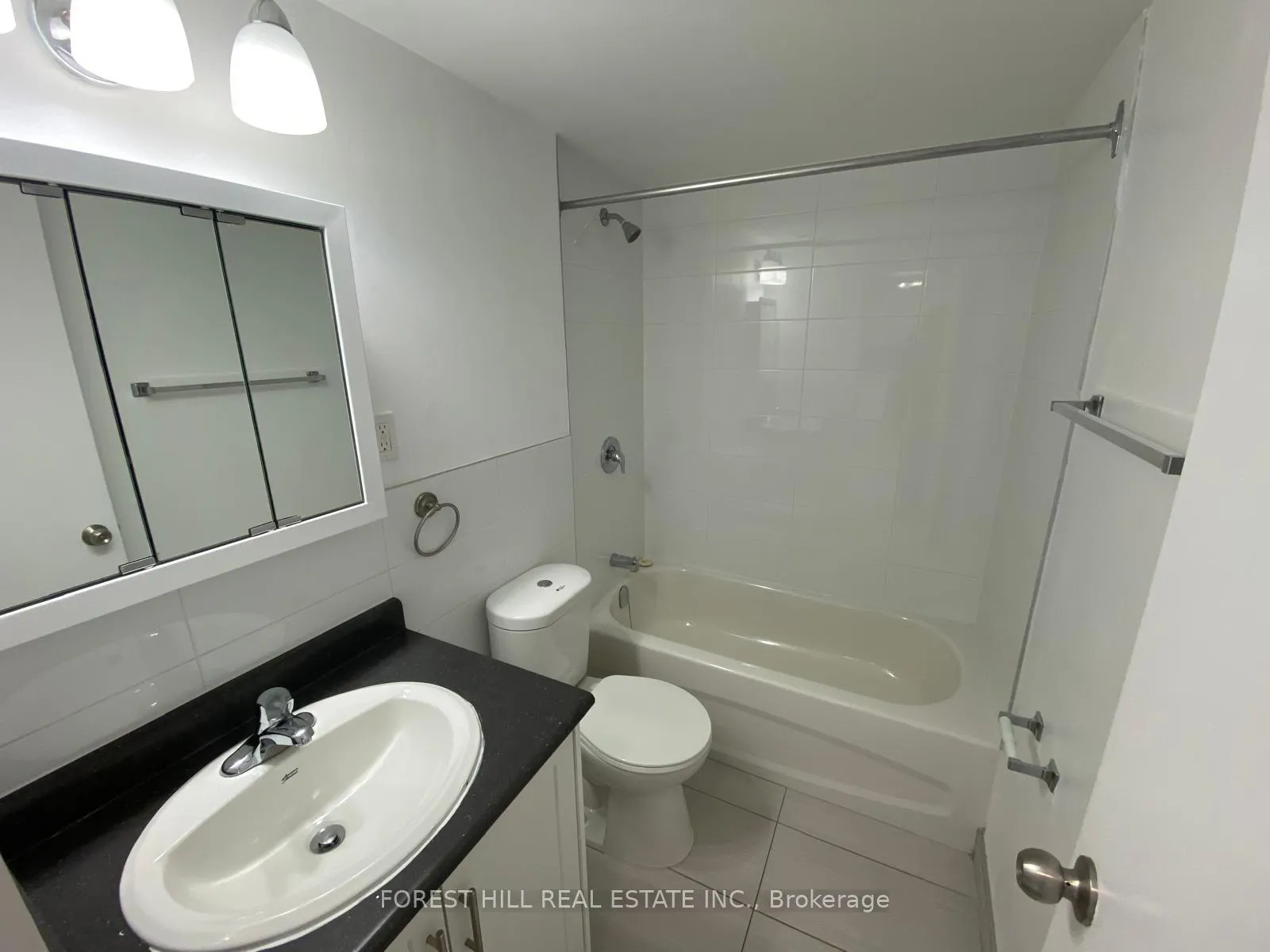 Photo 3 of Unit 1005, 95 Havenbrook Boulevard, North York, Henry Farm — HOMEH