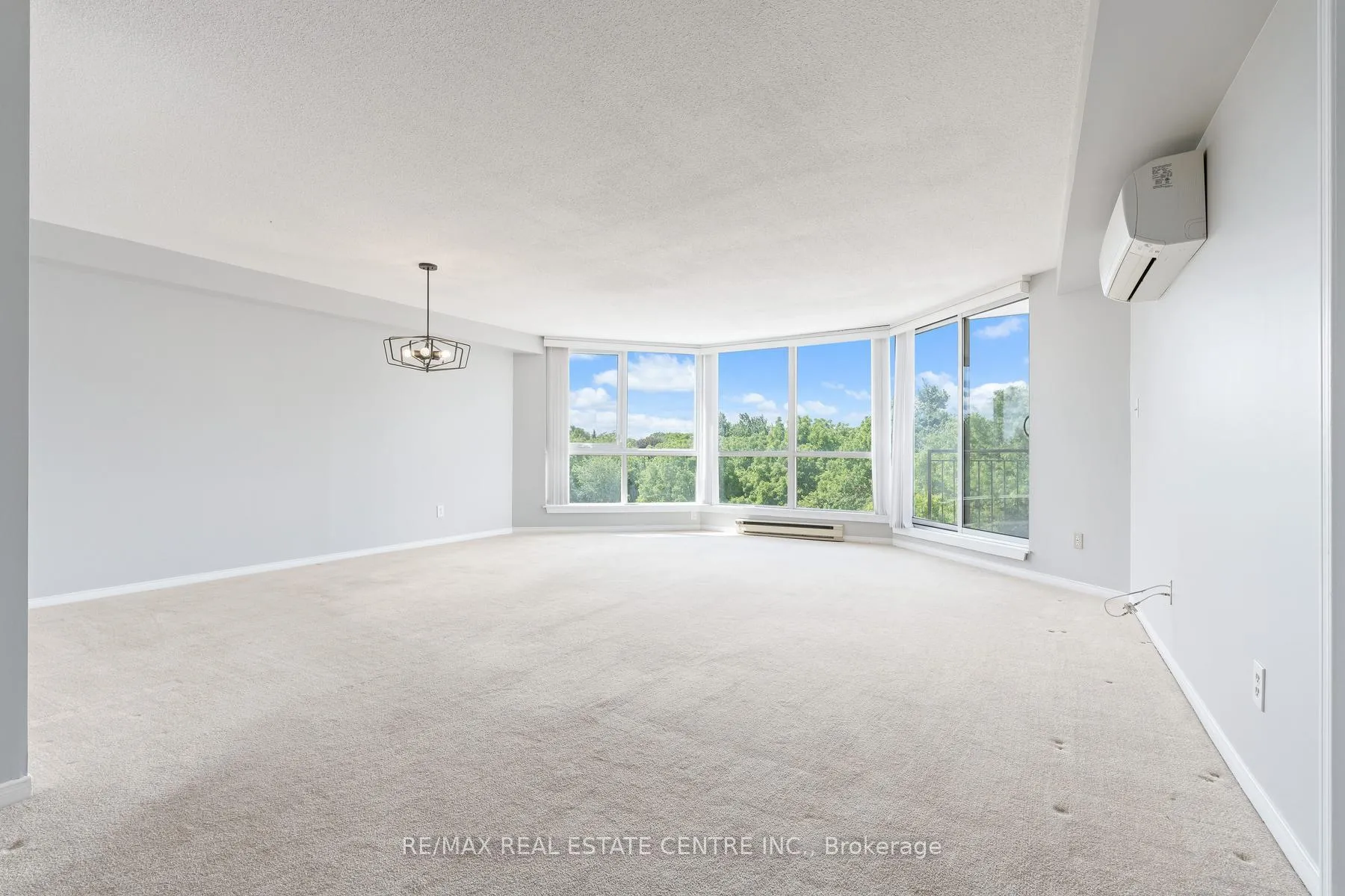 Photo 8 of Unit 406, 26 Hall Road, Halton Hills, Georgetown — HOMEH