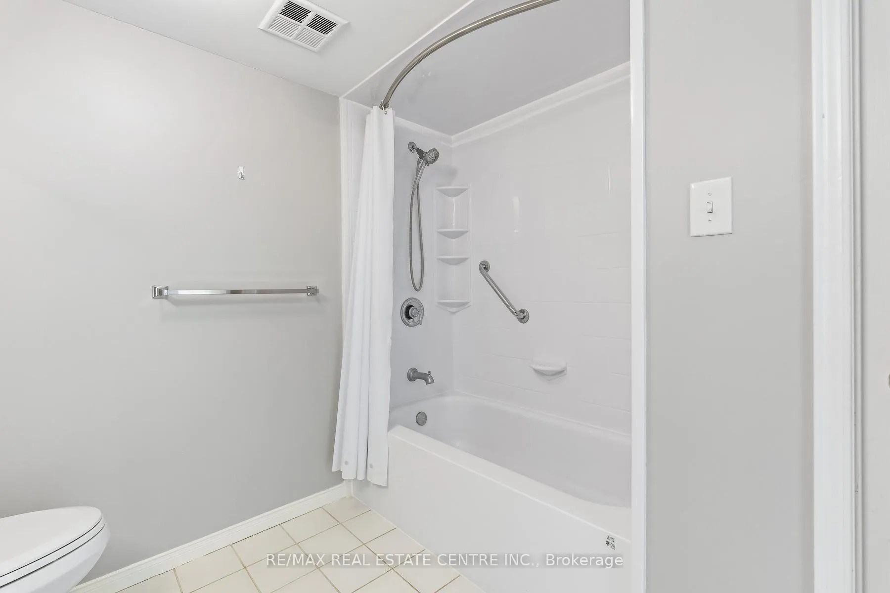 Photo 20 of Unit 406, 26 Hall Road, Halton Hills, Georgetown — HOMEH