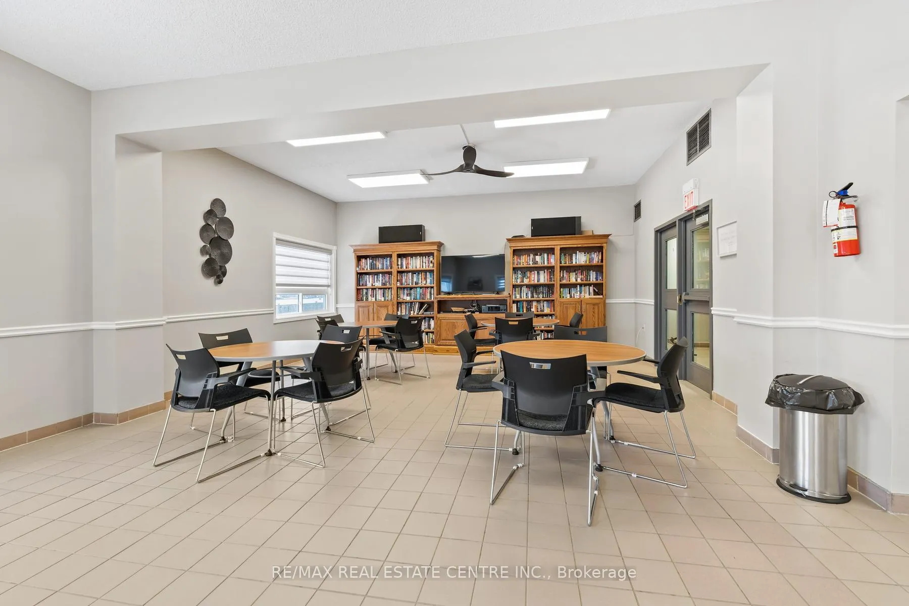 Photo 24 of Unit 406, 26 Hall Road, Halton Hills, Georgetown — HOMEH